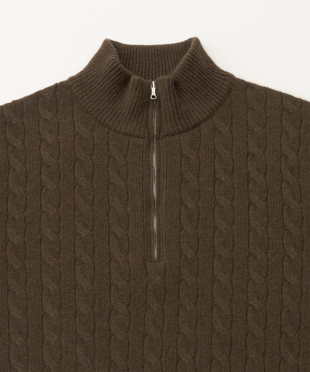 어나더 오피스(ANOTHER OFFICE) Half Zip-Up Cable Sweater (Brown)
