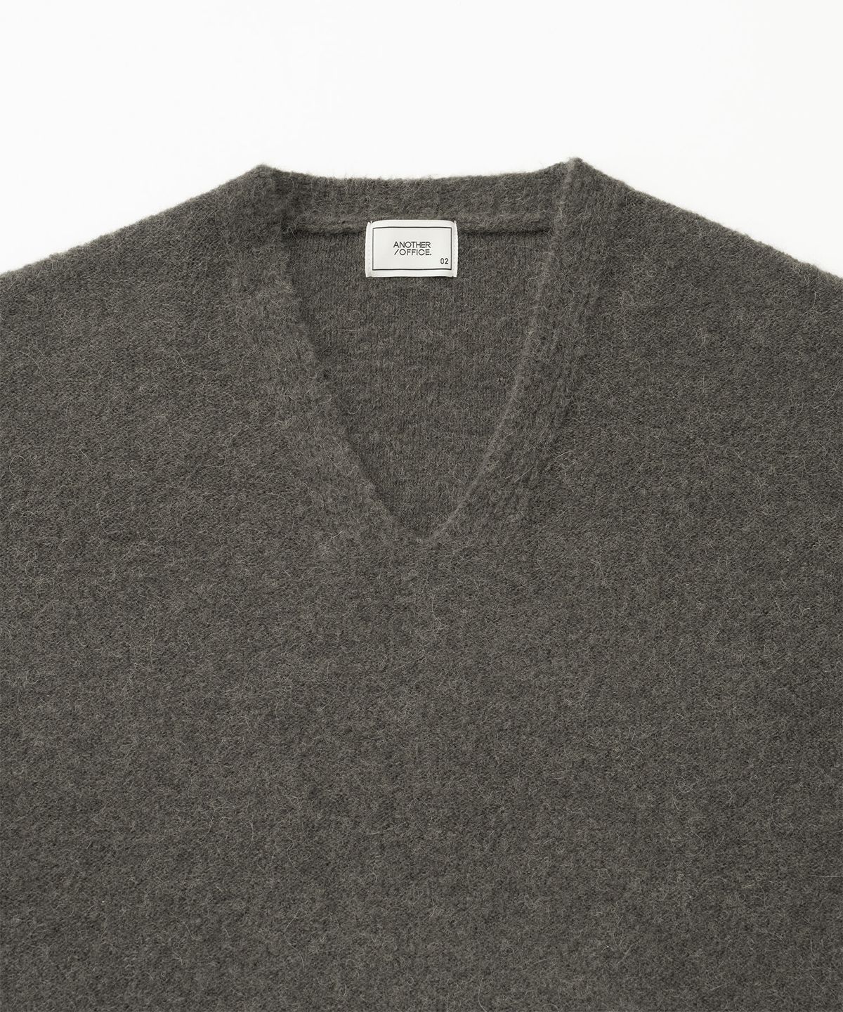 어나더 오피스(ANOTHER OFFICE) Current V-Neck Knit (Basalt)