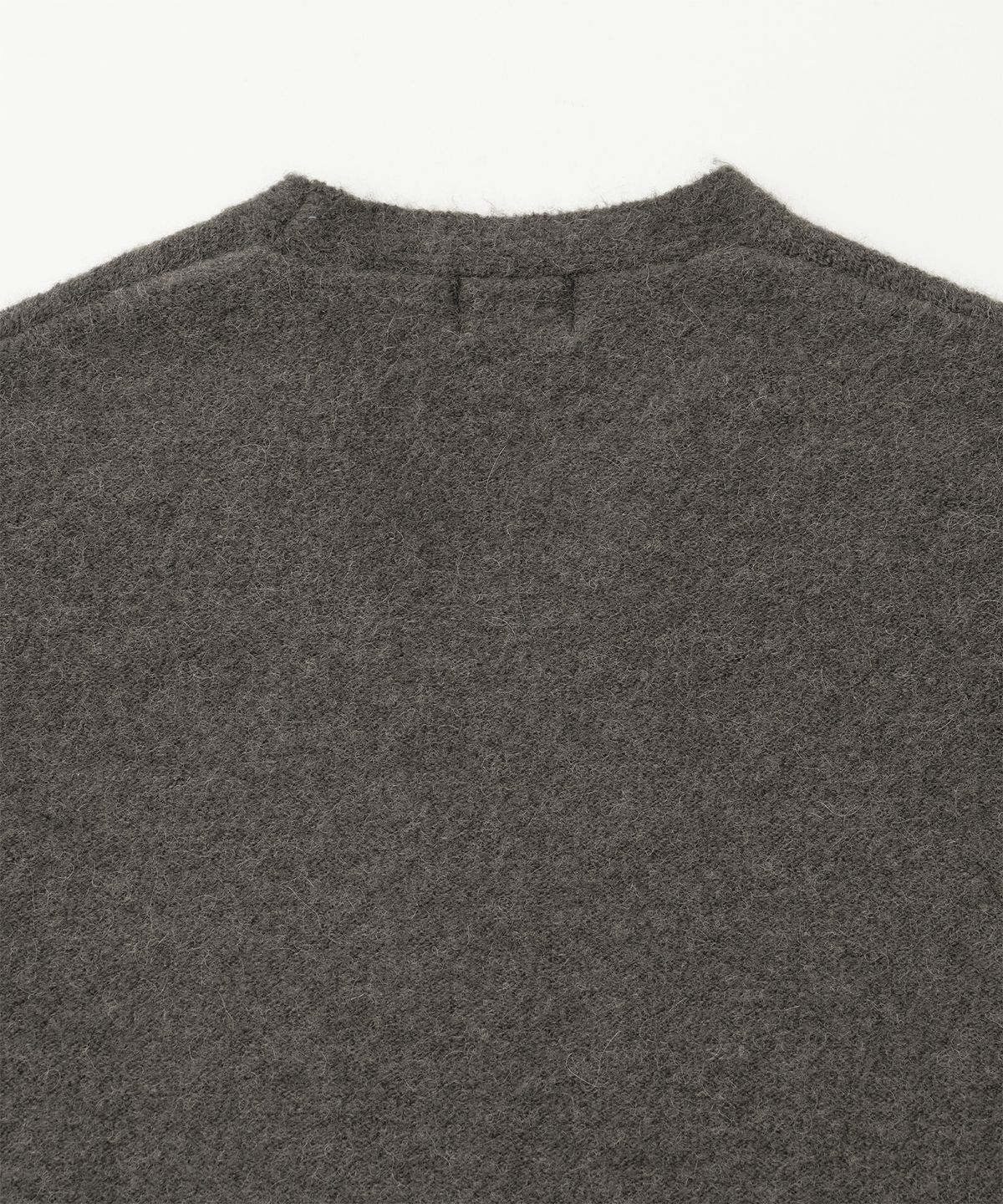 어나더 오피스(ANOTHER OFFICE) Current V-Neck Knit (Basalt)