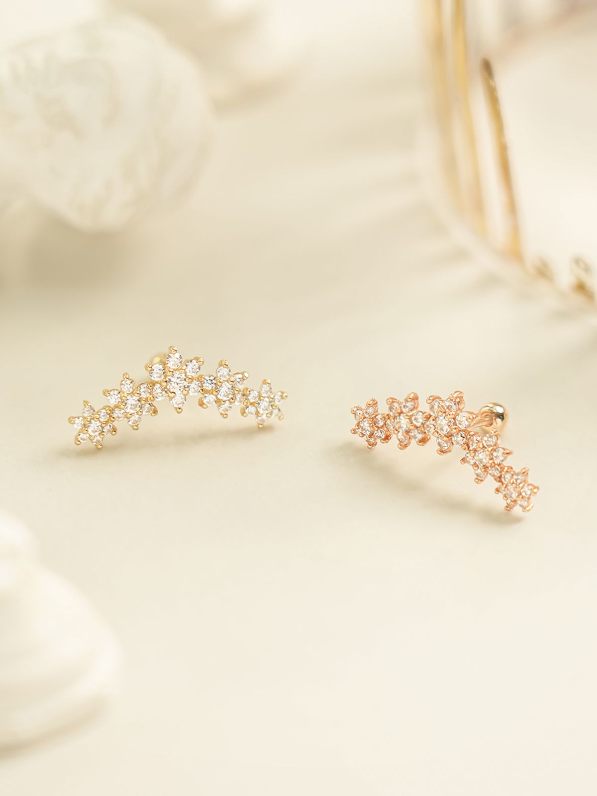 미니멀피어싱(MINIMALPIERCING) 14K 가랜드 플라워 큐빅 피어싱 귀걸이
