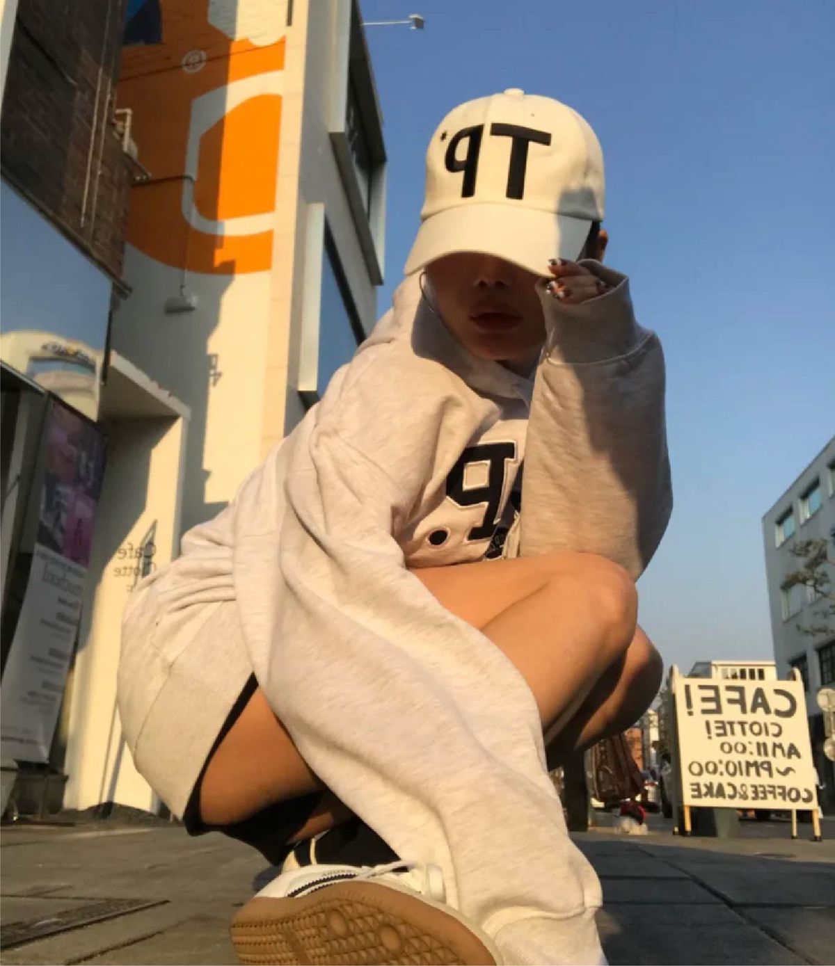 테포르(TEPOR) TP 빅 로고 엠보 볼캡 - 화이트