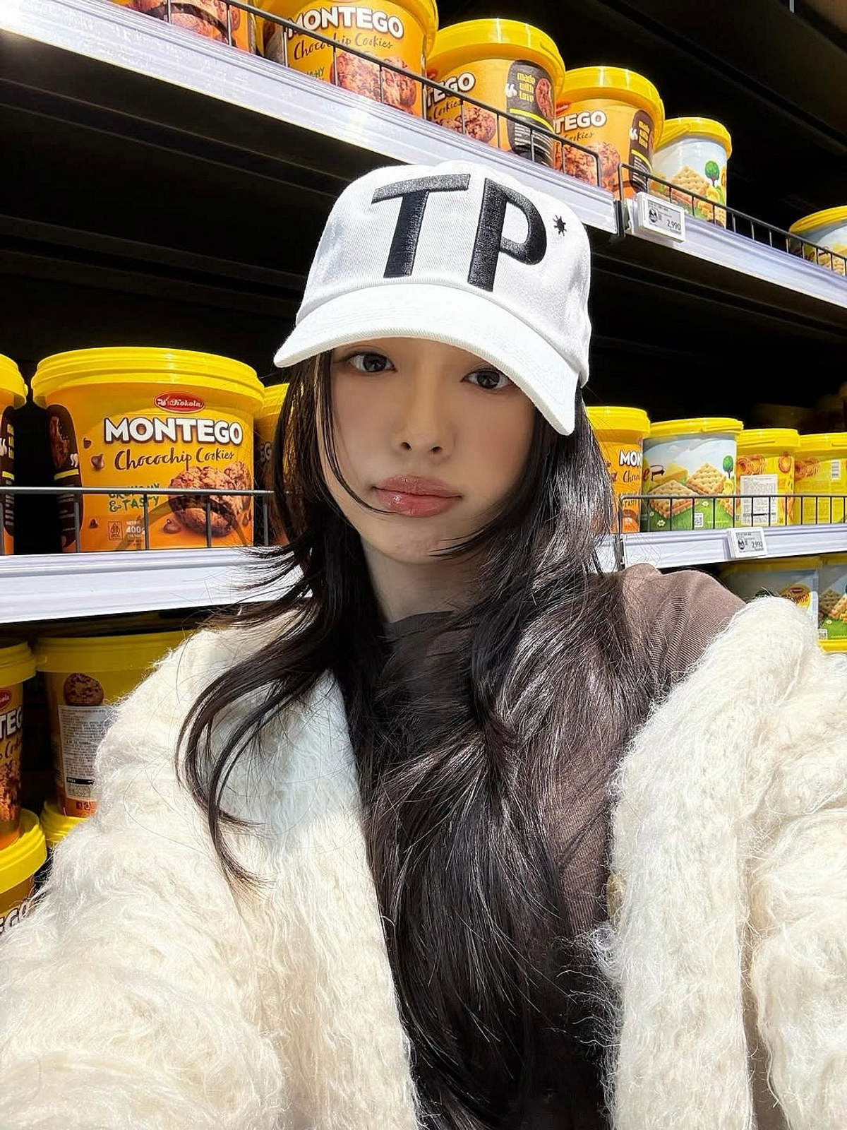 테포르(TEPOR) TP 빅 로고 엠보 볼캡 - 화이트