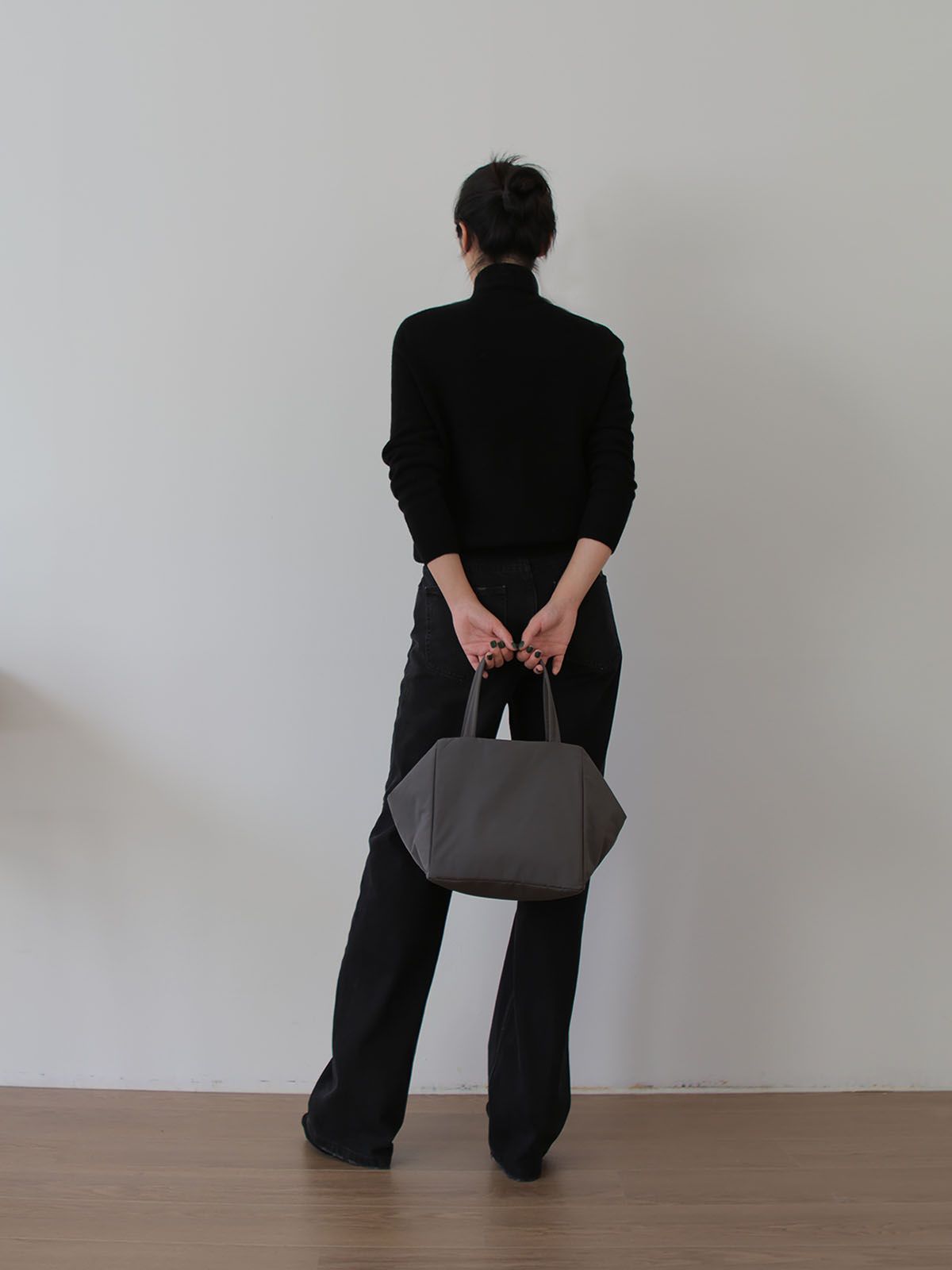 킬리안(KYLIAN) Tabi 2size 3 color Nylon Padding Tote 타비 나일론 패딩 토트백