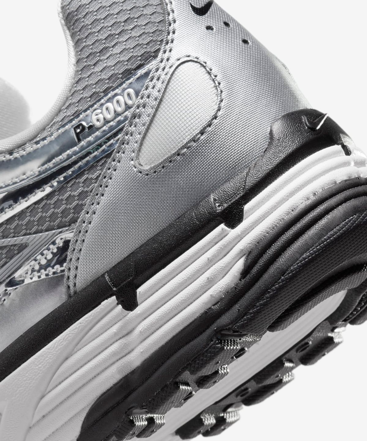 나이키(NIKE) P-6000 M - 메탈릭 실버:세일:블랙:메탈릭 실버 / CN0149-001