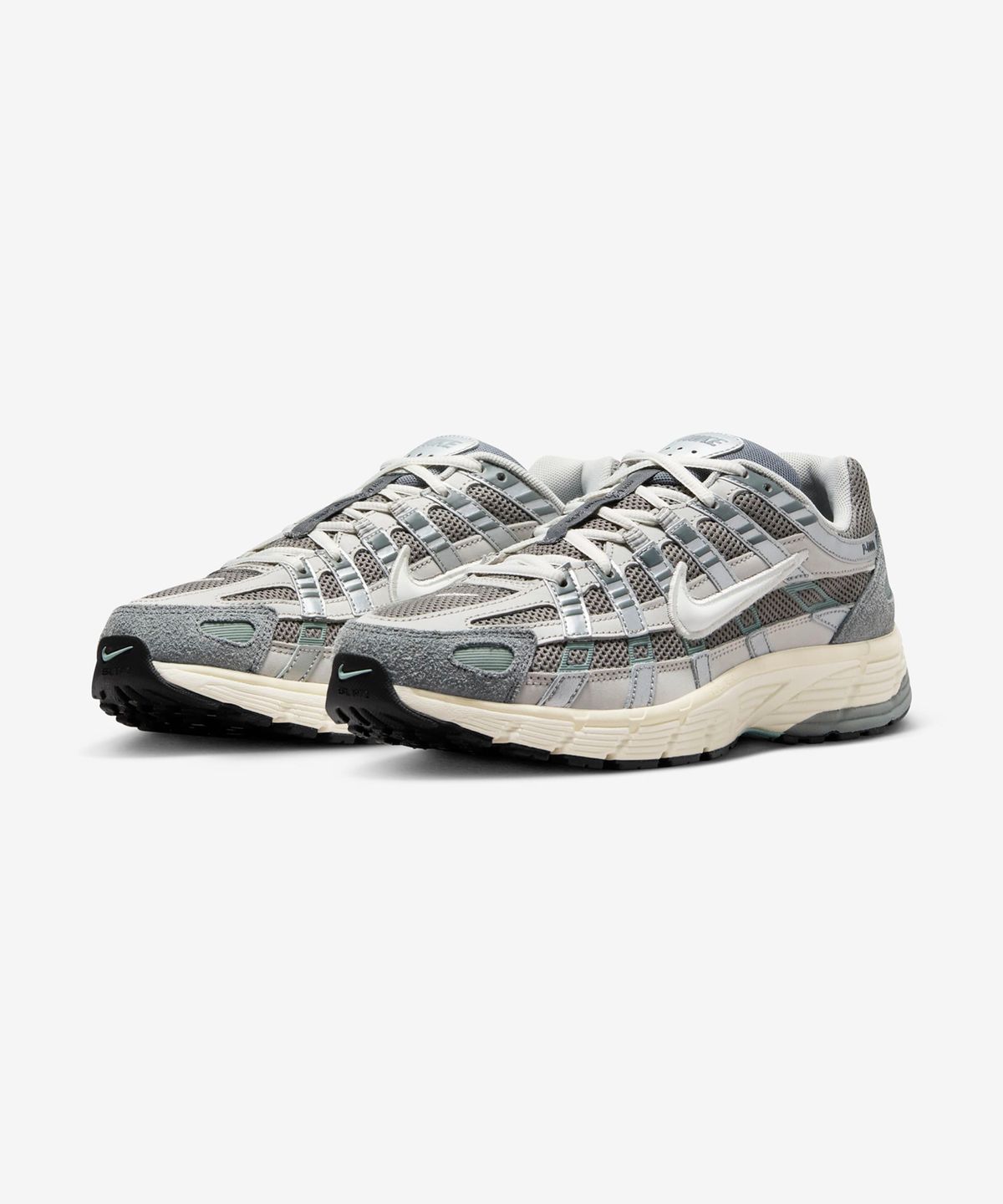 나이키(NIKE) P-6000 M - 플랫 퓨터:라이트 아이언 오어:메탈릭 실버:화이트 / FN7509-029