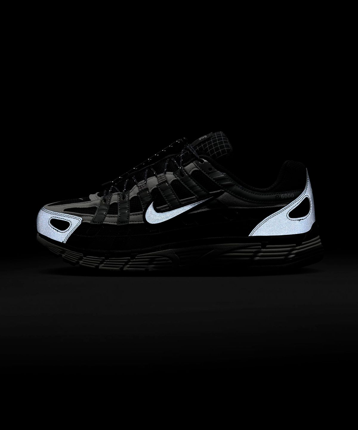 나이키(NIKE) P-6000 M - 앤트러사이트:블랙:스모크 그레이:라이트 스모크 그레이 / HQ3818-001