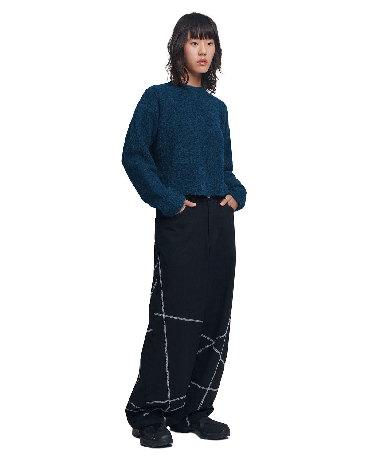 노매뉴얼(NOMANUAL) REVERSIBLE WOOL HAIRY KNIT - WHALE BLUE