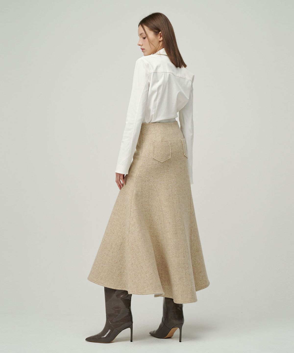세컨드 아르무아(02ARMOIRE) Aveline Skirt _ Oatmeal