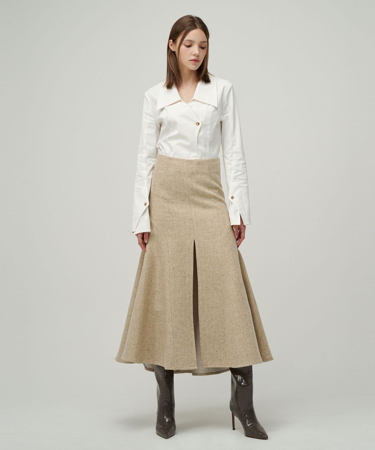 세컨드 아르무아(02ARMOIRE) Aveline Skirt _ Oatmeal