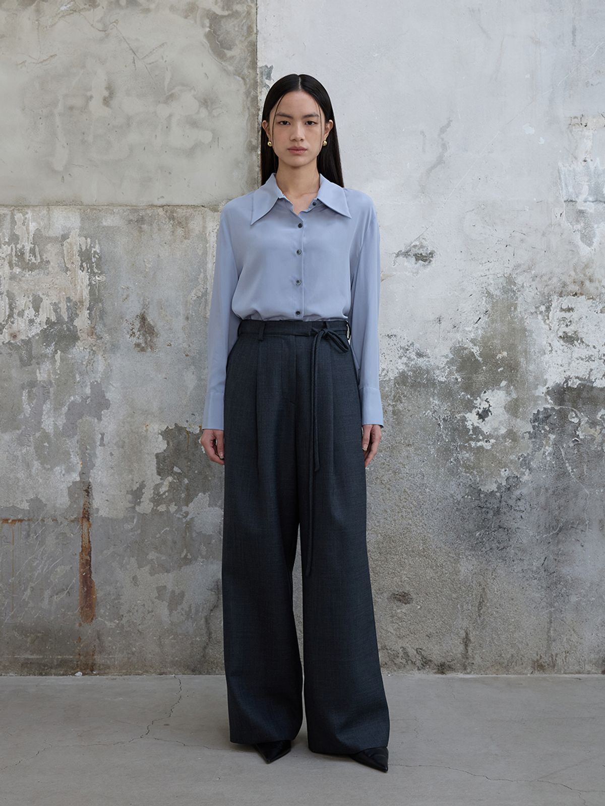 분닥세인츠(THE BOONDOCK SAINTS) Wide Viscose Blend Trousers Dark Grey