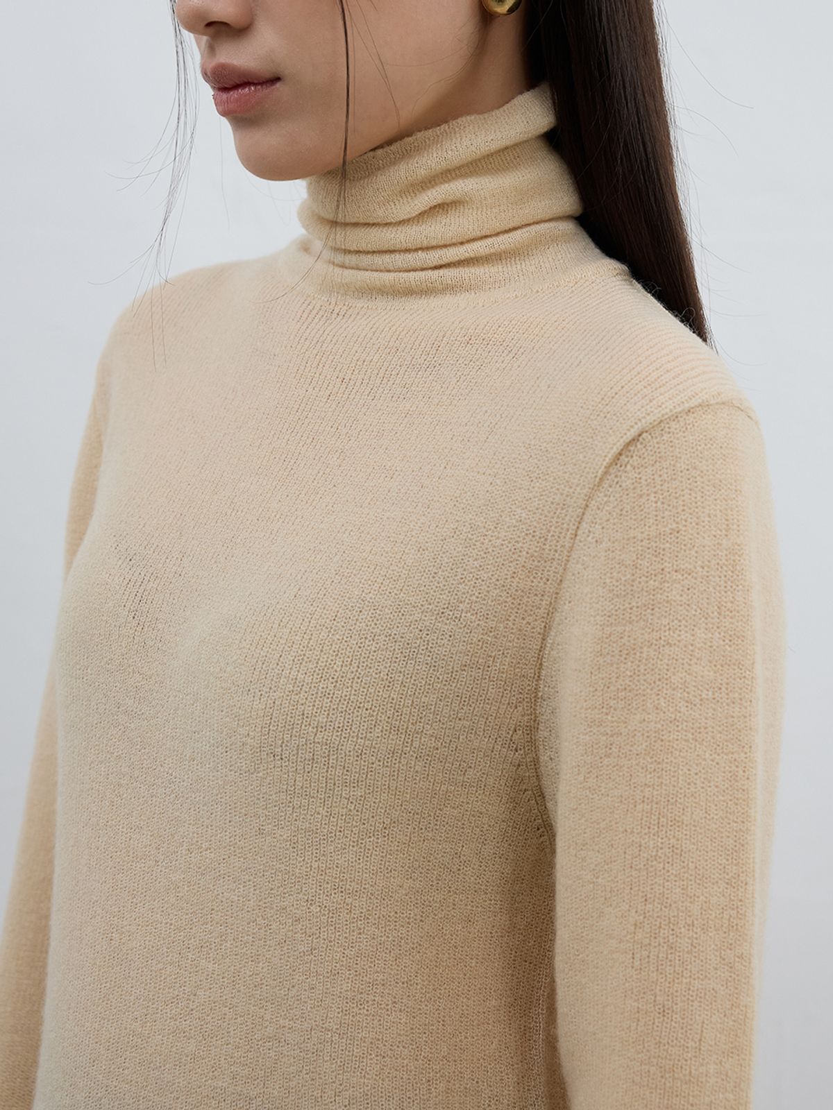 분닥세인츠(THE BOONDOCK SAINTS) Mohair Turtleneck Sweater Vanila