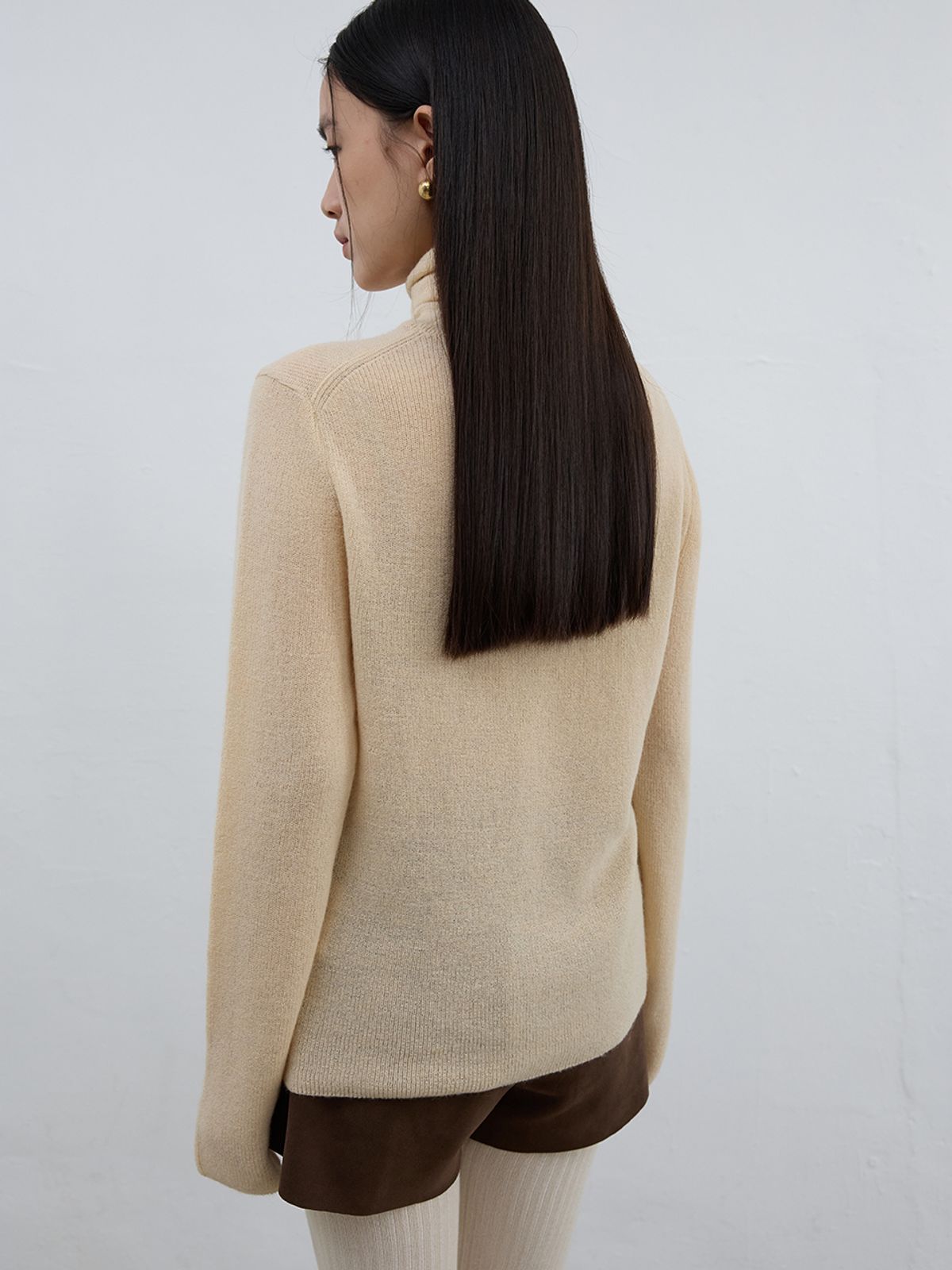 분닥세인츠(THE BOONDOCK SAINTS) Mohair Turtleneck Sweater Vanila