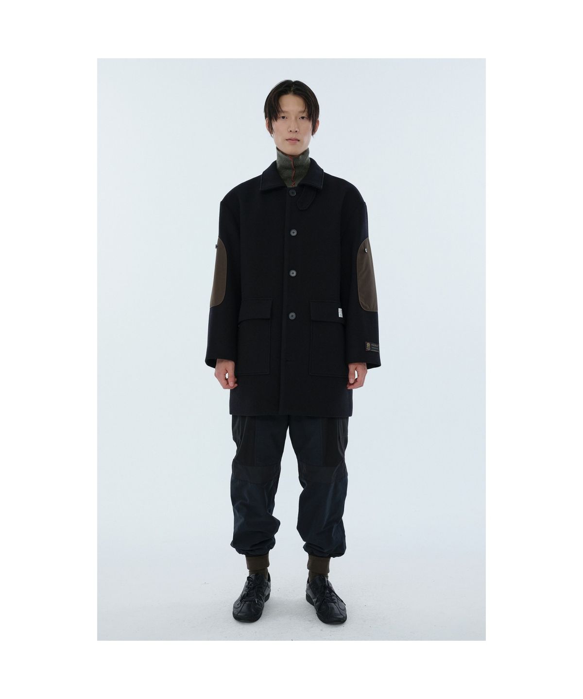 래코드(RECODE) Sleeve Patch Cargo Worker Half Coat_RKCAW24609BKX