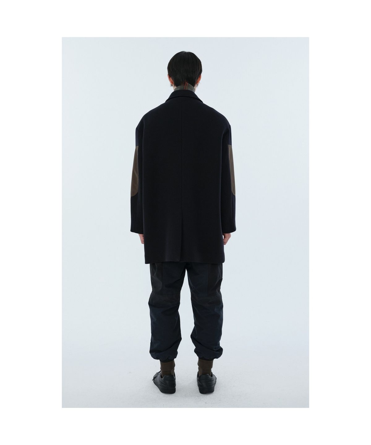 래코드(RECODE) Sleeve Patch Cargo Worker Half Coat_RKCAW24609BKX