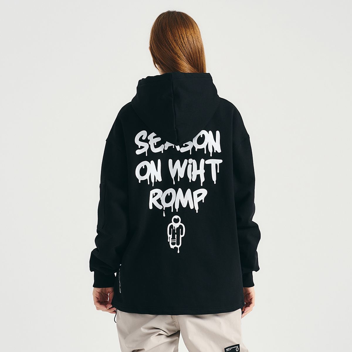롬프(ROMP) TV MELT HOODIE (BLACK)