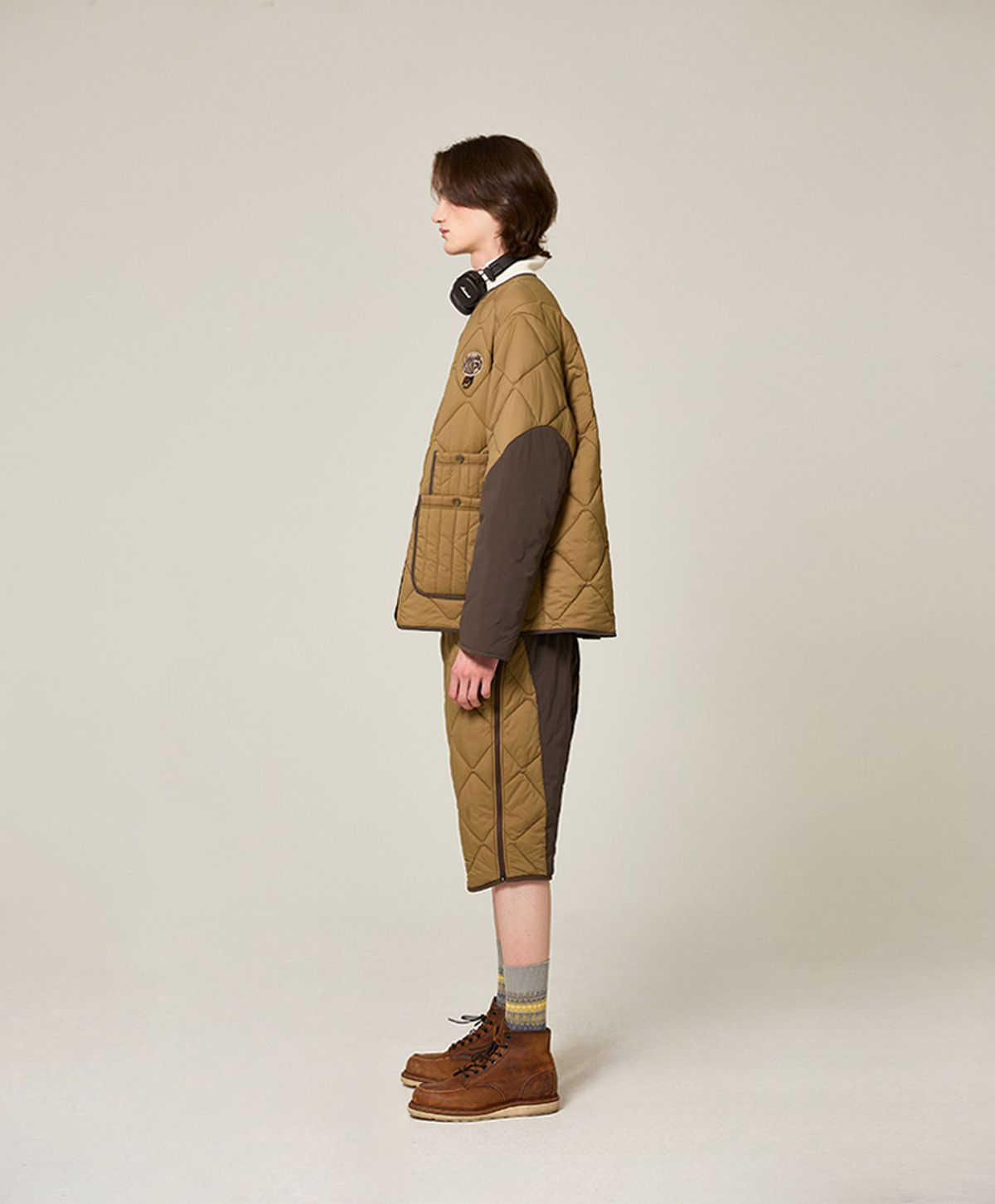 누크피터(NUUKFITTER) AERO LOGO PATCHED PADDING JUMPER [BEIGE]