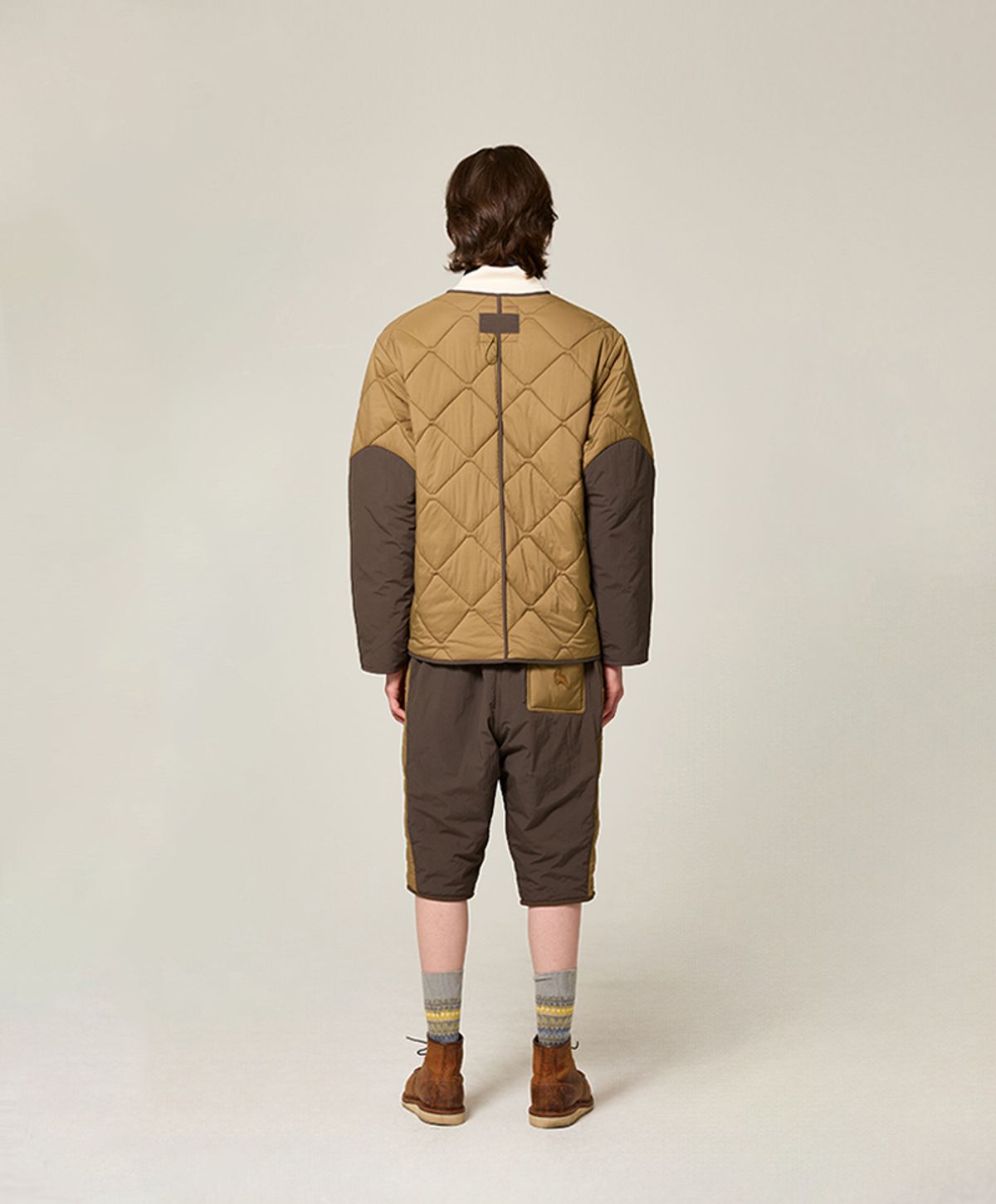 누크피터(NUUKFITTER) AERO LOGO PATCHED PADDING JUMPER [BEIGE]
