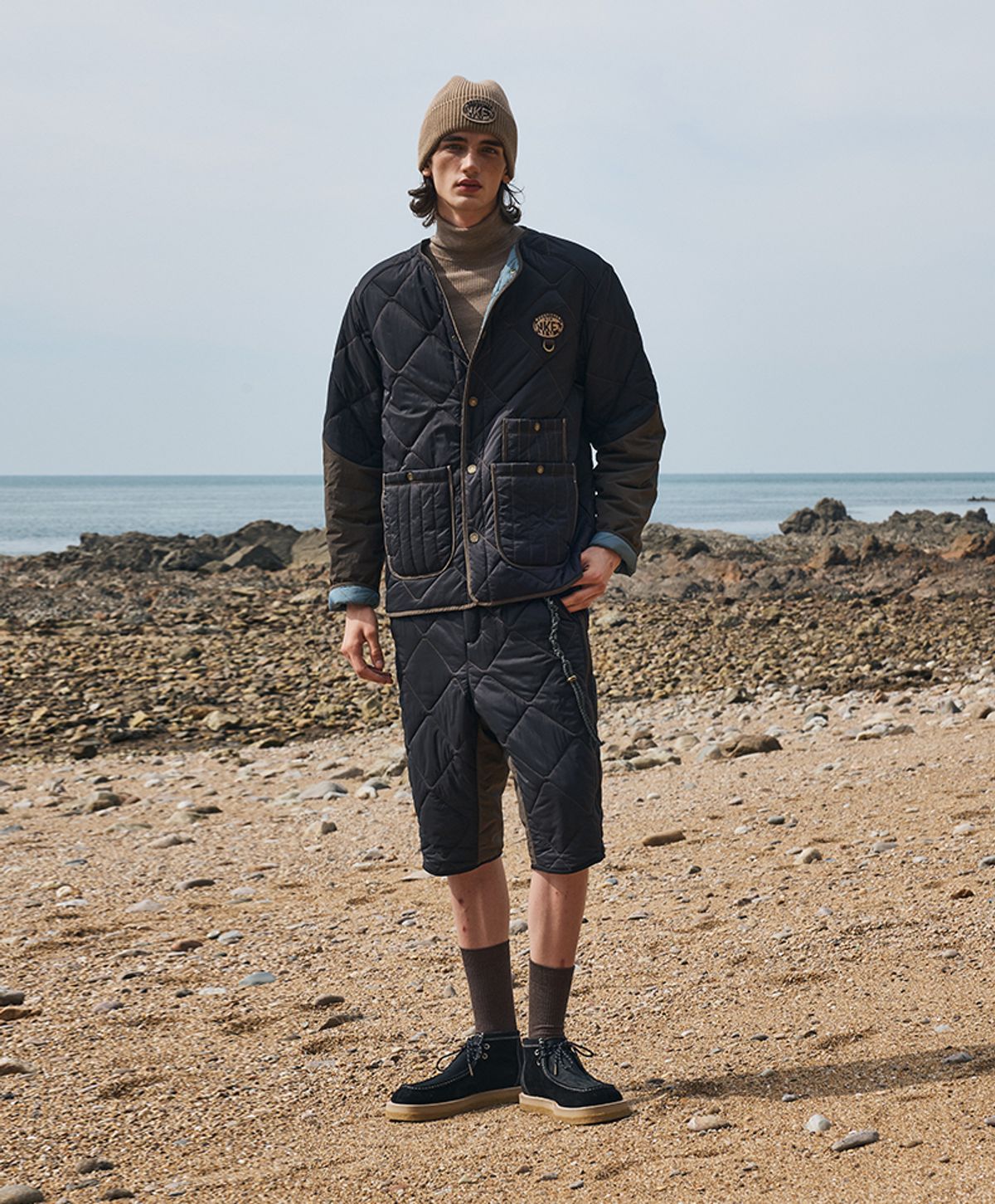 누크피터(NUUKFITTER) AERO FULL ZIP PADDING SHORT_MEN [BLACK]