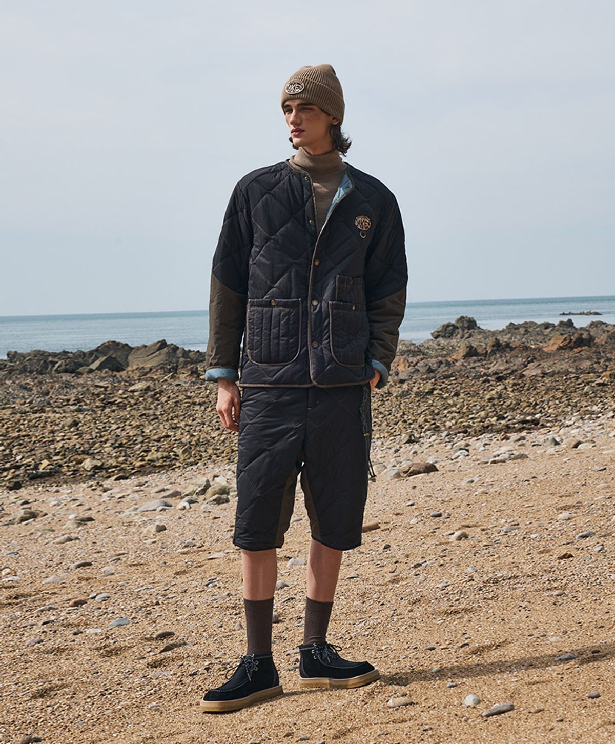 누크피터(NUUKFITTER) AERO FULL ZIP PADDING SHORT_MEN [BLACK]