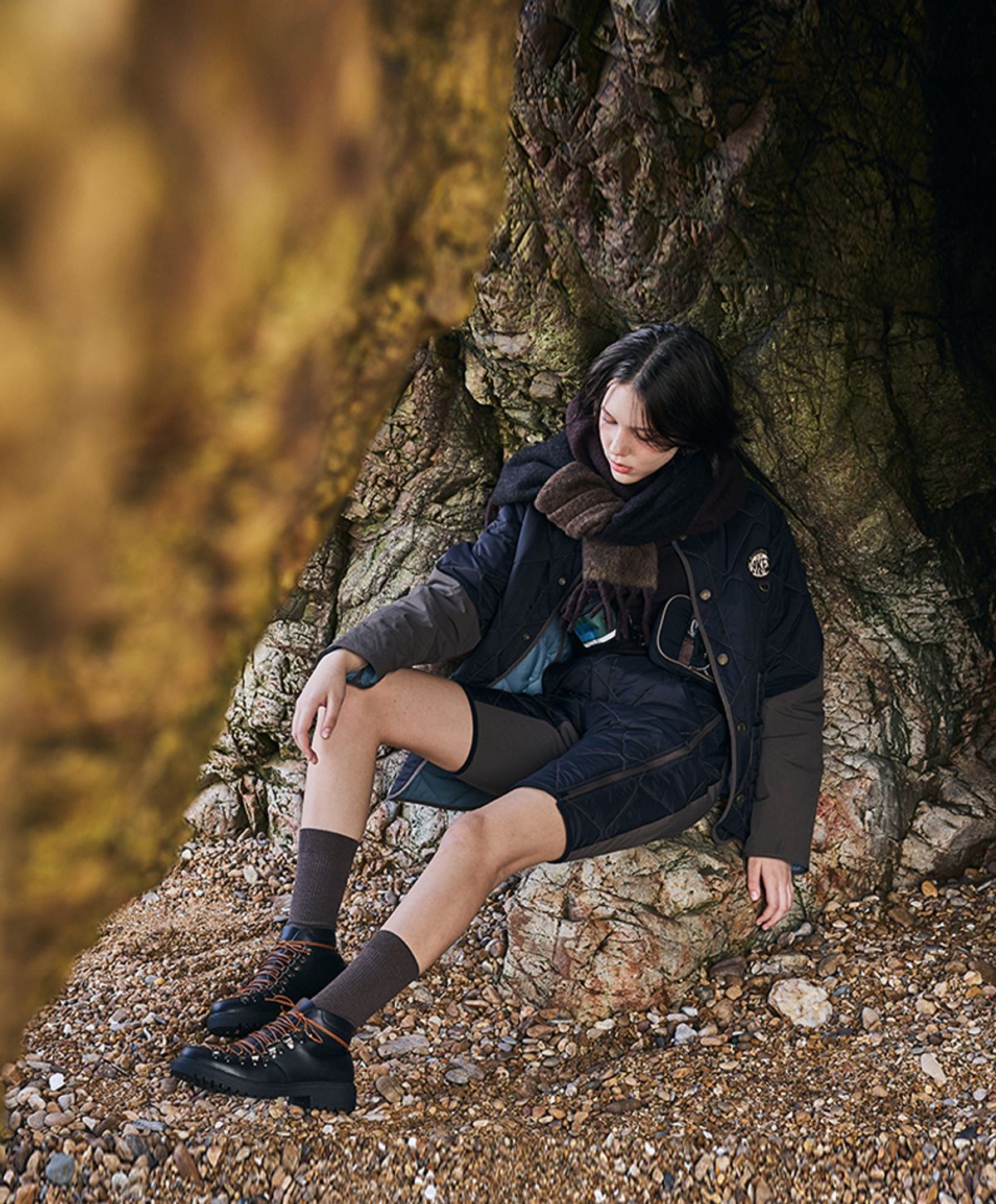 누크피터(NUUKFITTER) AERO FULL ZIP PADDING SHORT_WOMEN [BLACK]