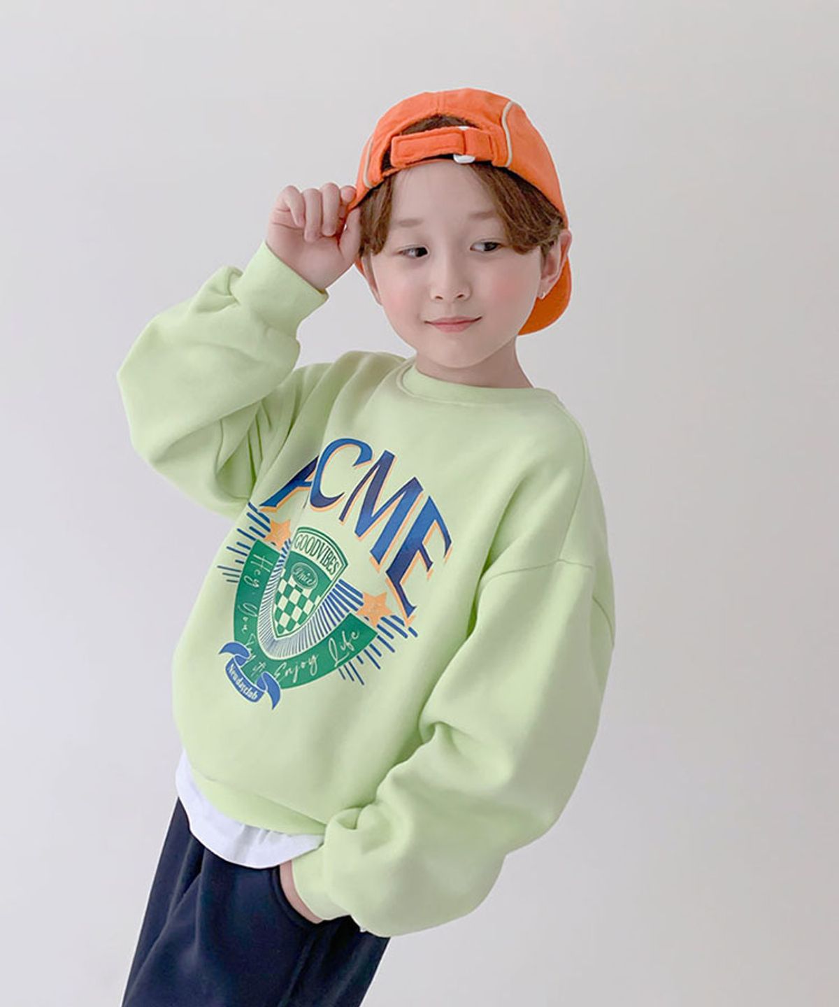 베리클로젯(BERRYCLOSET) [기모] 유니버시티 케미 맨투맨