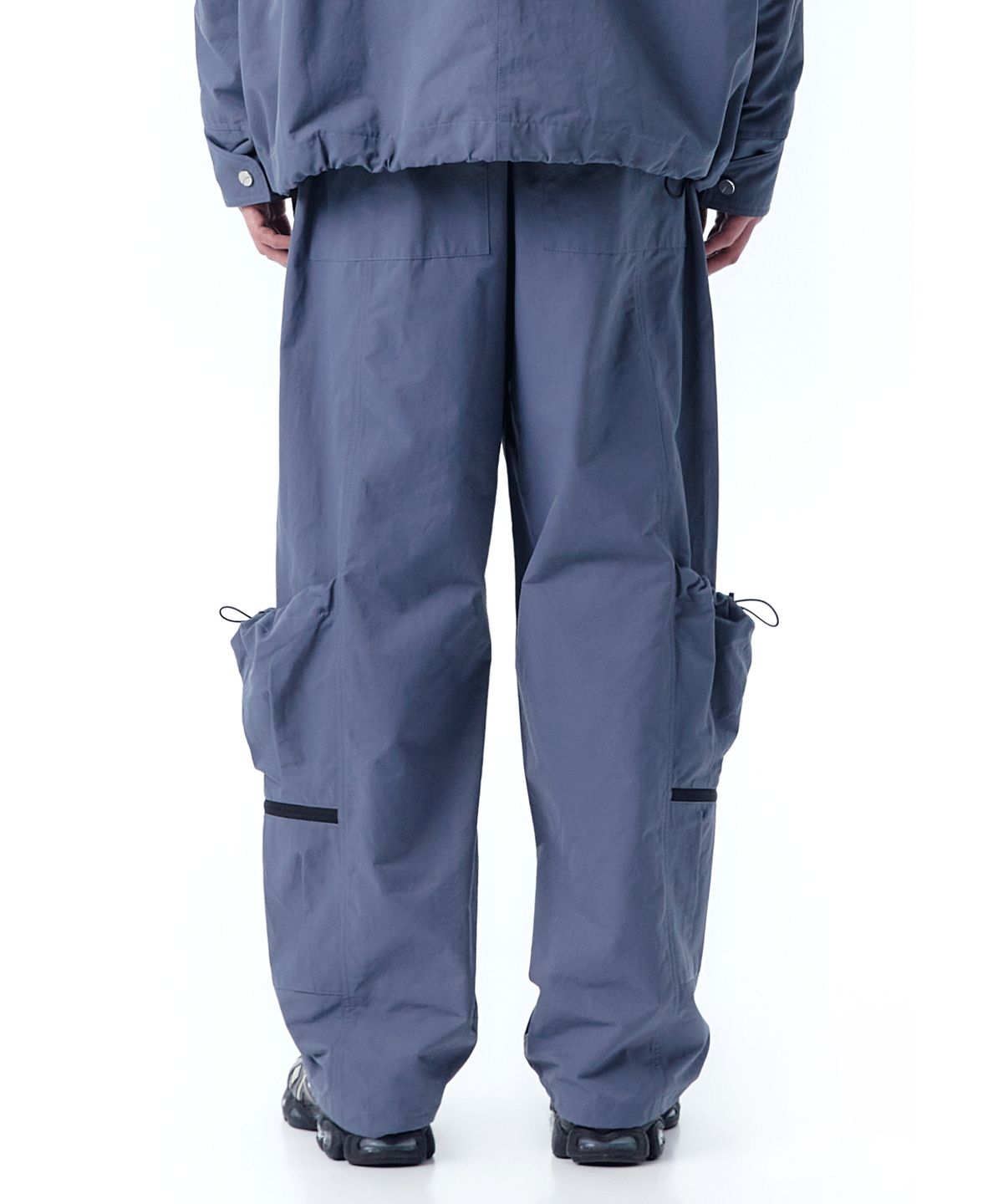 오픈야드(오와이)(OPENYARD(OY)) STRING POCKET TRACK PANTS-STONE BLUE
