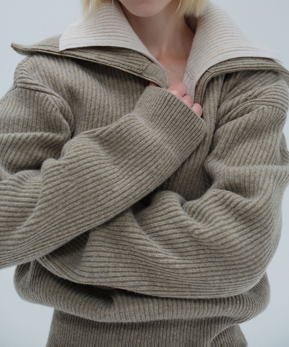 다이애그널(DIAGONAL) SAILOR HALF ZIP UP KNIT (brown)