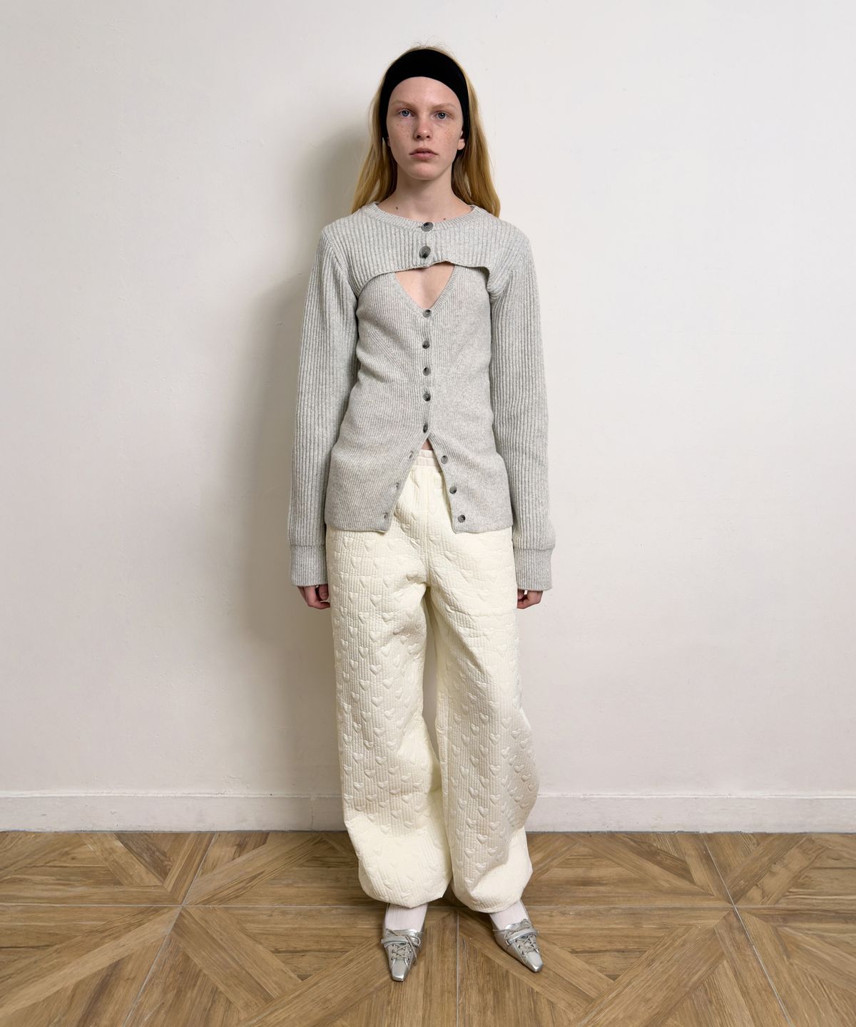 다이애그널(DIAGONAL) HEART STITCHED PADDING PANTS (cream)