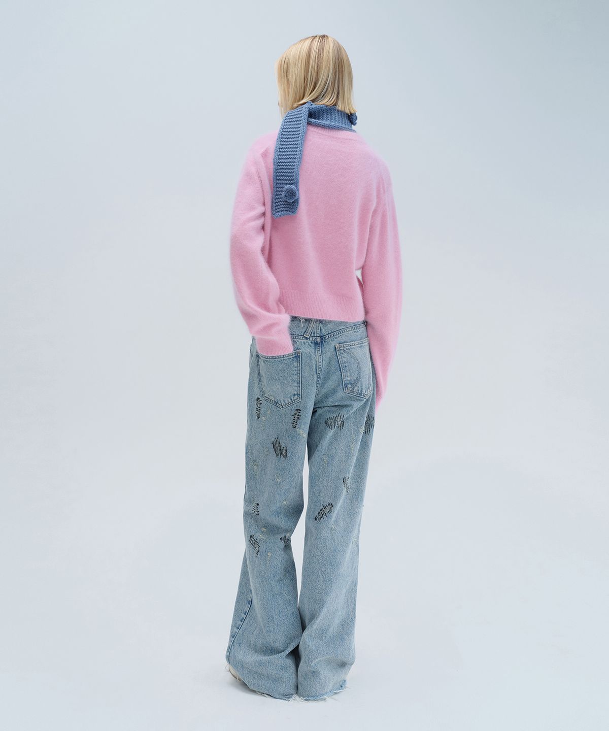 다이애그널(DIAGONAL) STITCHED DENIM PANTS (blue)