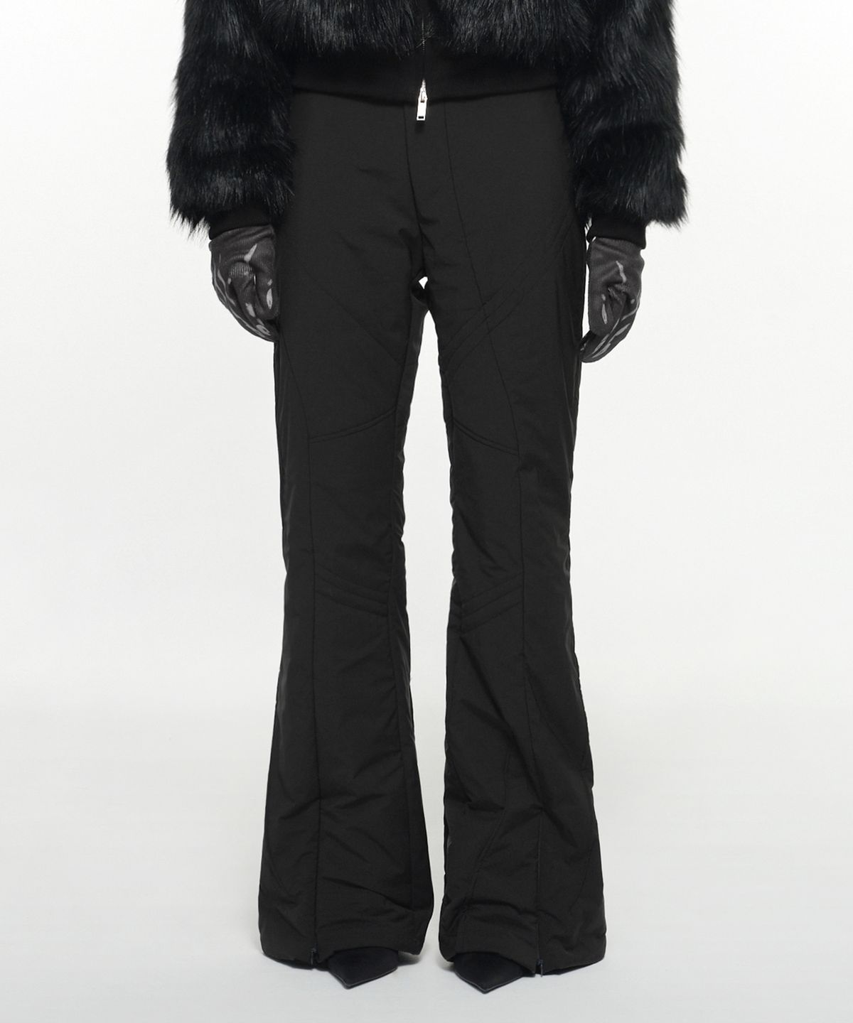 나체(NACHE) OBLIQUE LINE QUILTED PANTS LAVENDER