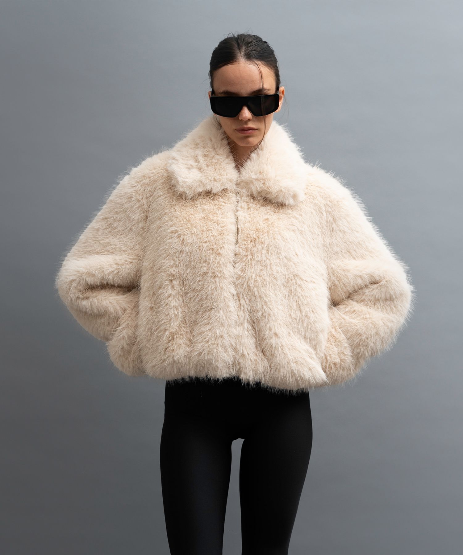 MUSINSA公式 | PORTA COLLAR FAUX FUR JACKET, CREAM