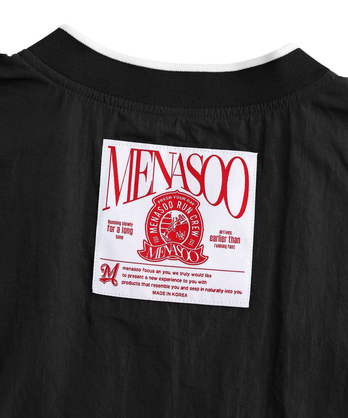미나수(MENASOO) HEARTTRACK VNECK NYLON ANORAK JACKET_BLACK