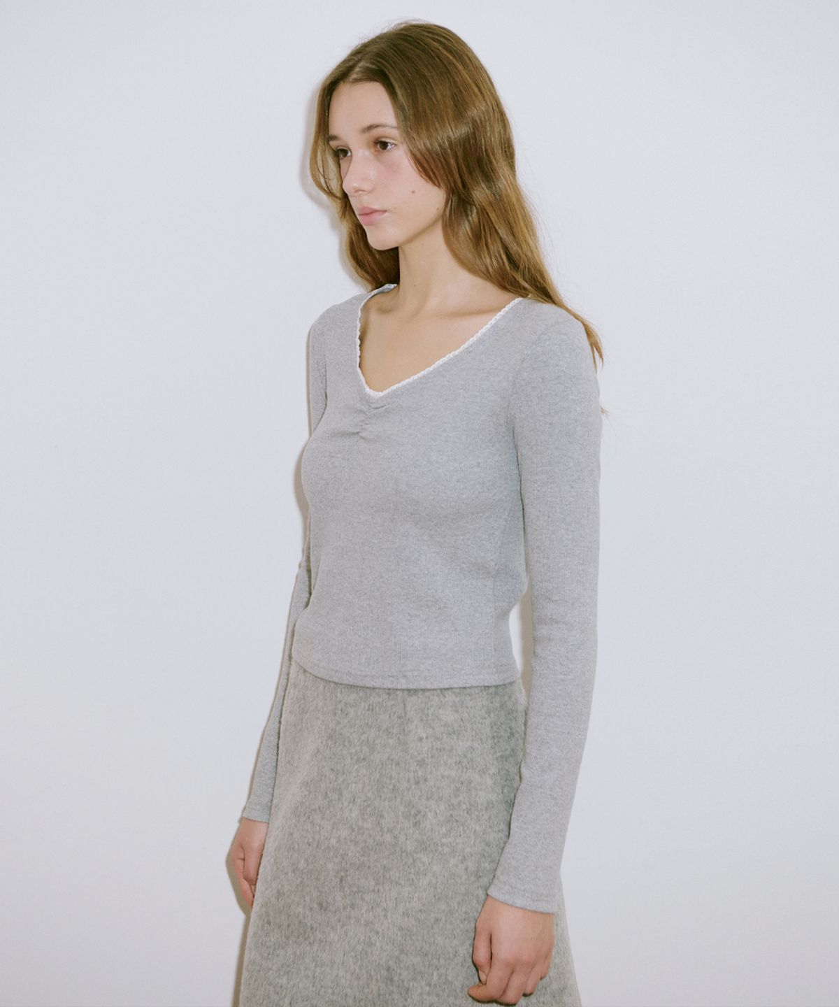 시눈(SINOON) Neck Lace T-Shirt (Melange Grey)