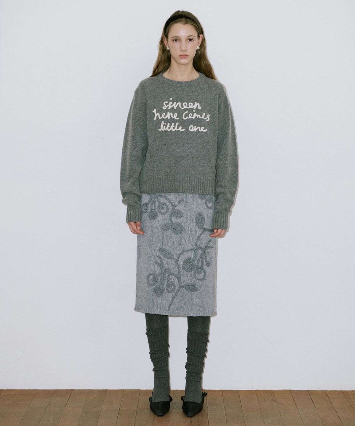 시눈(SINOON) Lettering Pullover Knit (Melange Grey)