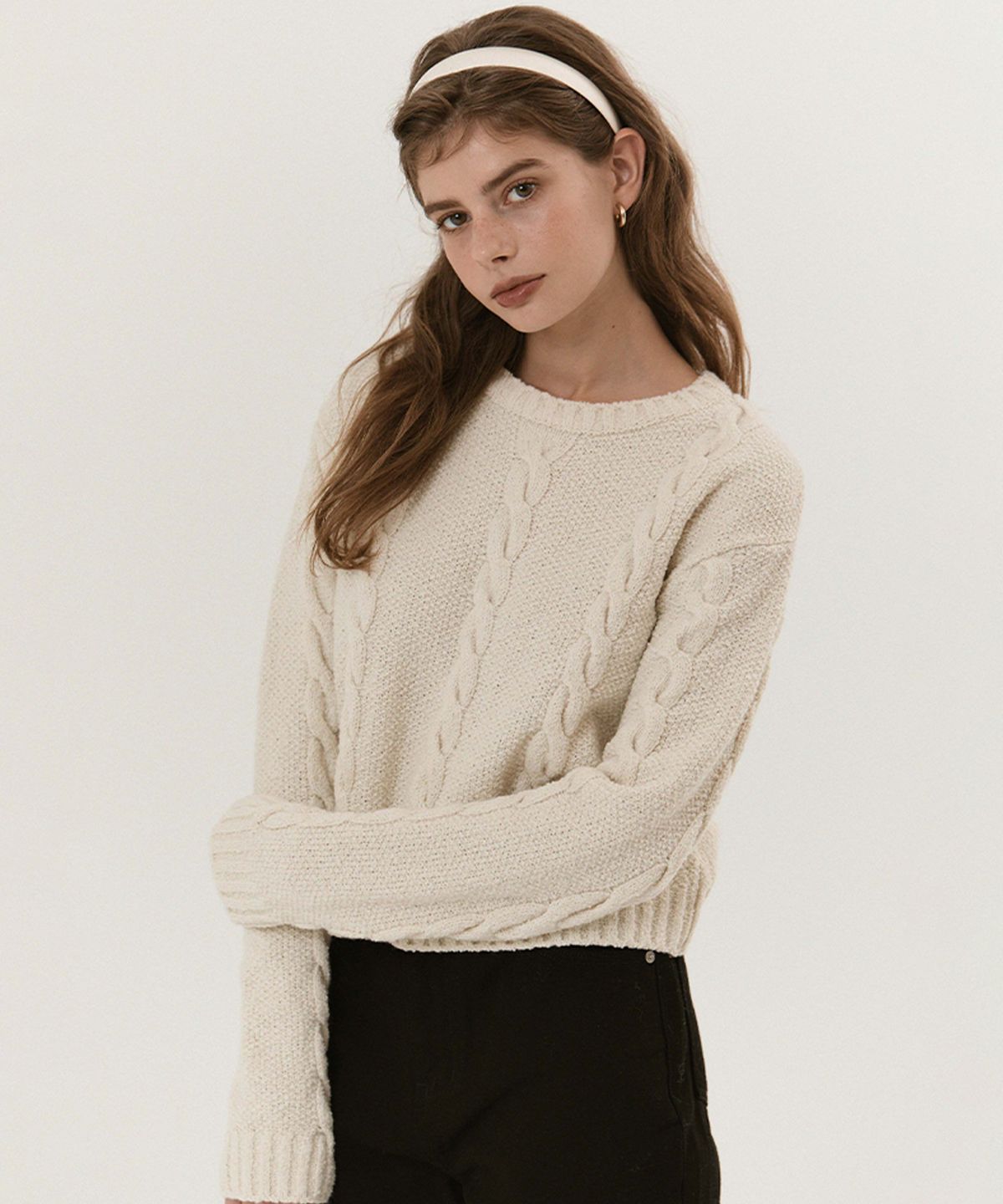 하우스 오브 폰드(HOUSE OF POND) Cable boucle knit pullover (Ivory, Beige, Grey)