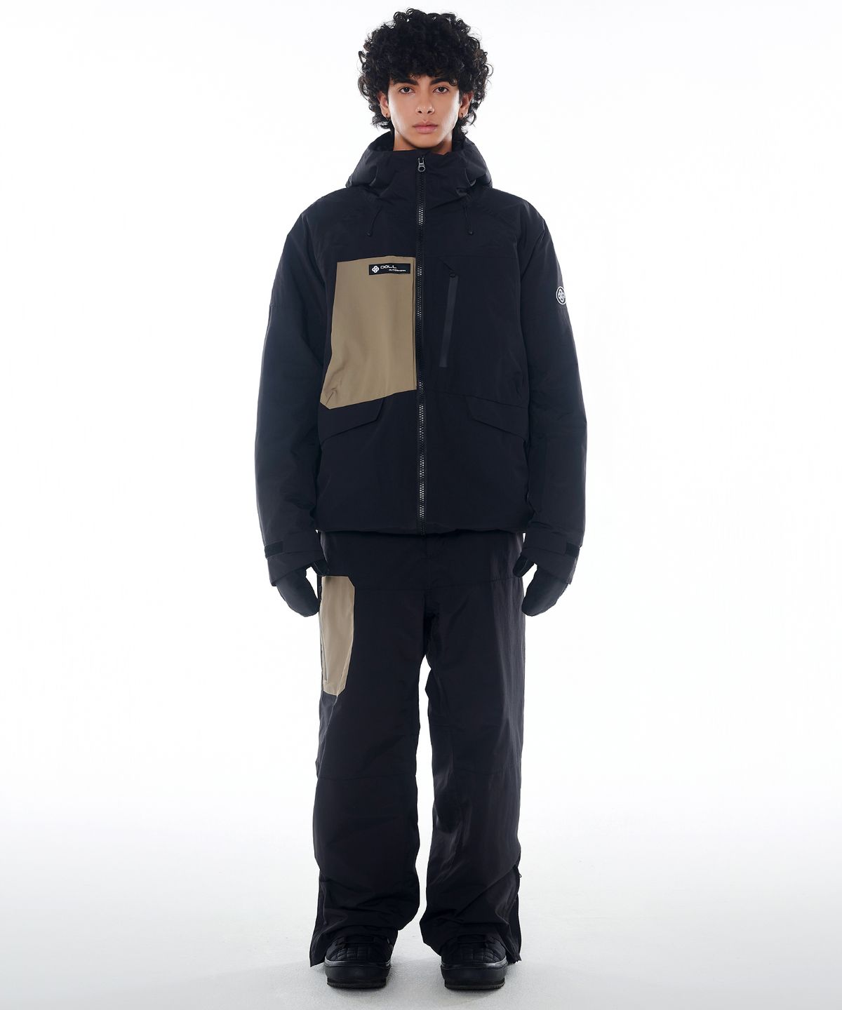 돌아우터웨어(DOLL OUTERWEAR) 2425 클라로 자켓&팬츠 보드복 세트 블랙 남녀공용