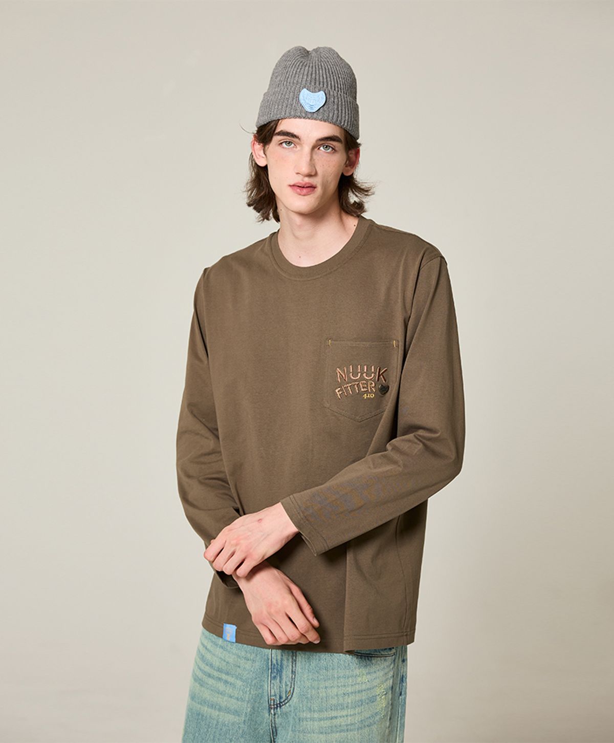 누크피터(NUUKFITTER) LONG SLEEVED POCKET T-SHIRT [KHAKI]
