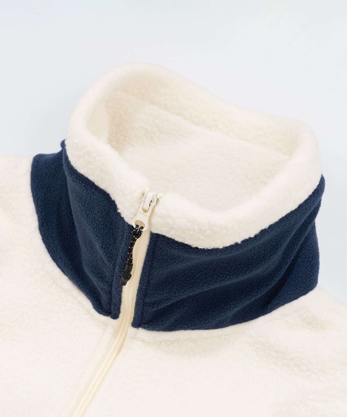 폴리그램(POLYGRAM) PG HIGH NECK 후리스 집업 자켓 (IVORY)