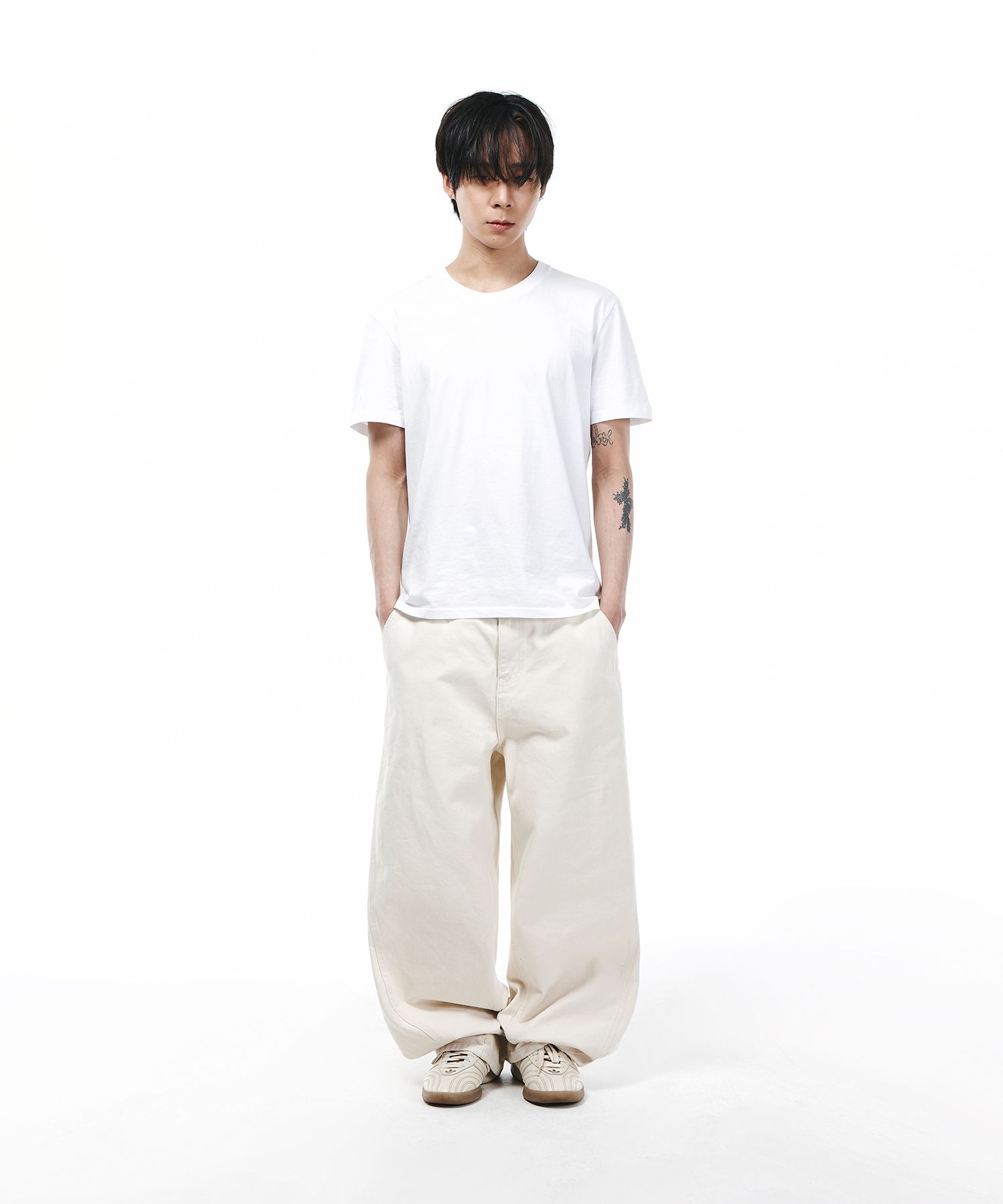 【YOURNUS】Hiko String Rough Balloon Denim YOURNUS】Hiko String Rough Balloon Denim RELAXED BALLOON