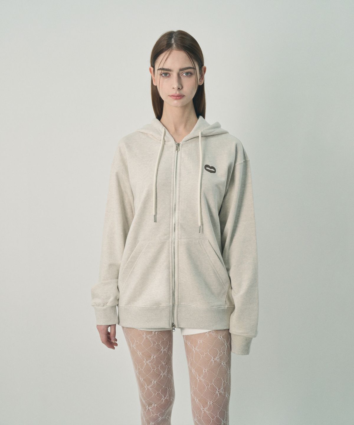 미헤브(MIHEV) [UNISEX] 백 크랙 로고 집업 후드 오트밀 멜란지