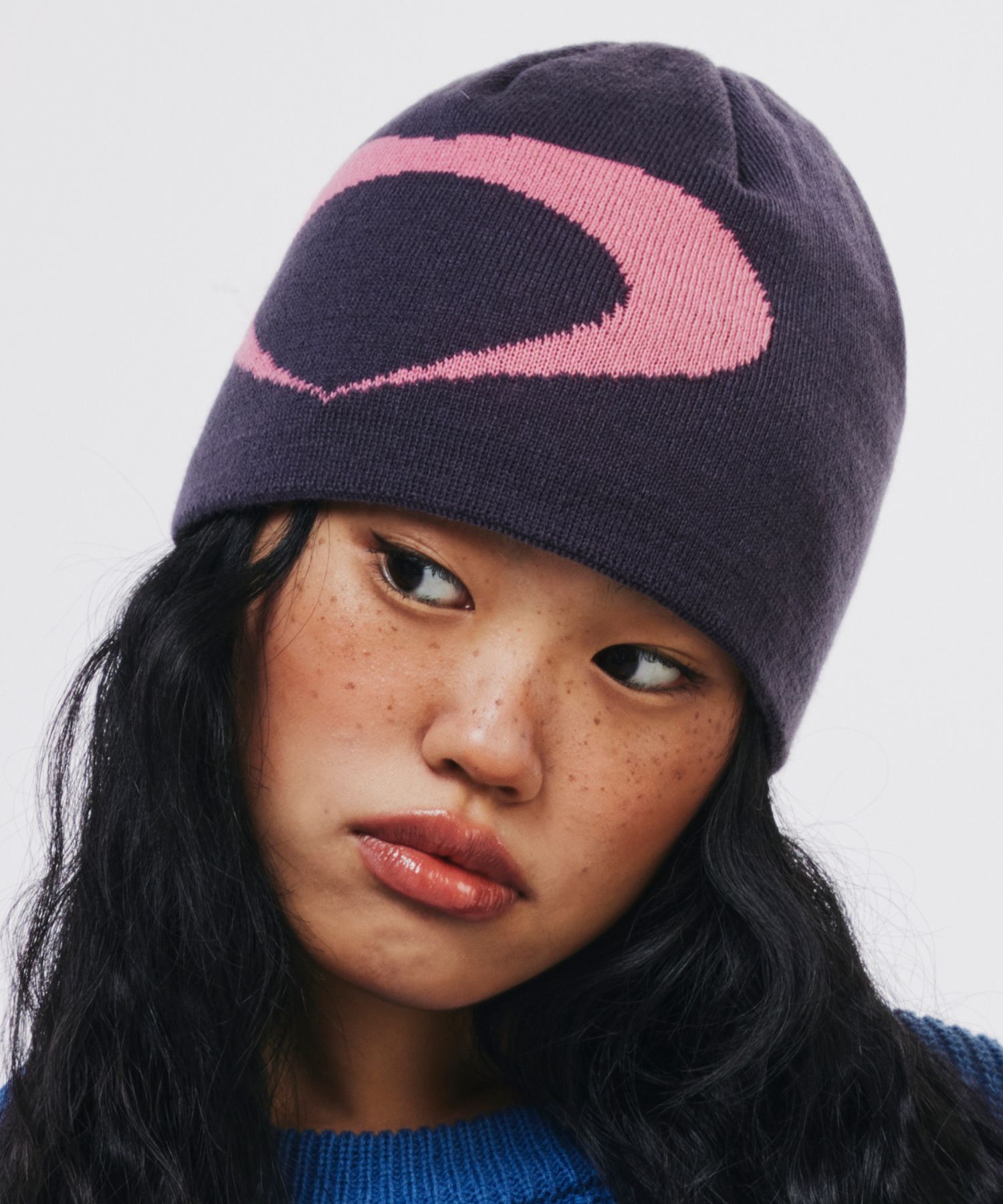 MUSINSA公式 | SCALLYWAG Jacquard Logo Beanie [Pink Charcoal]