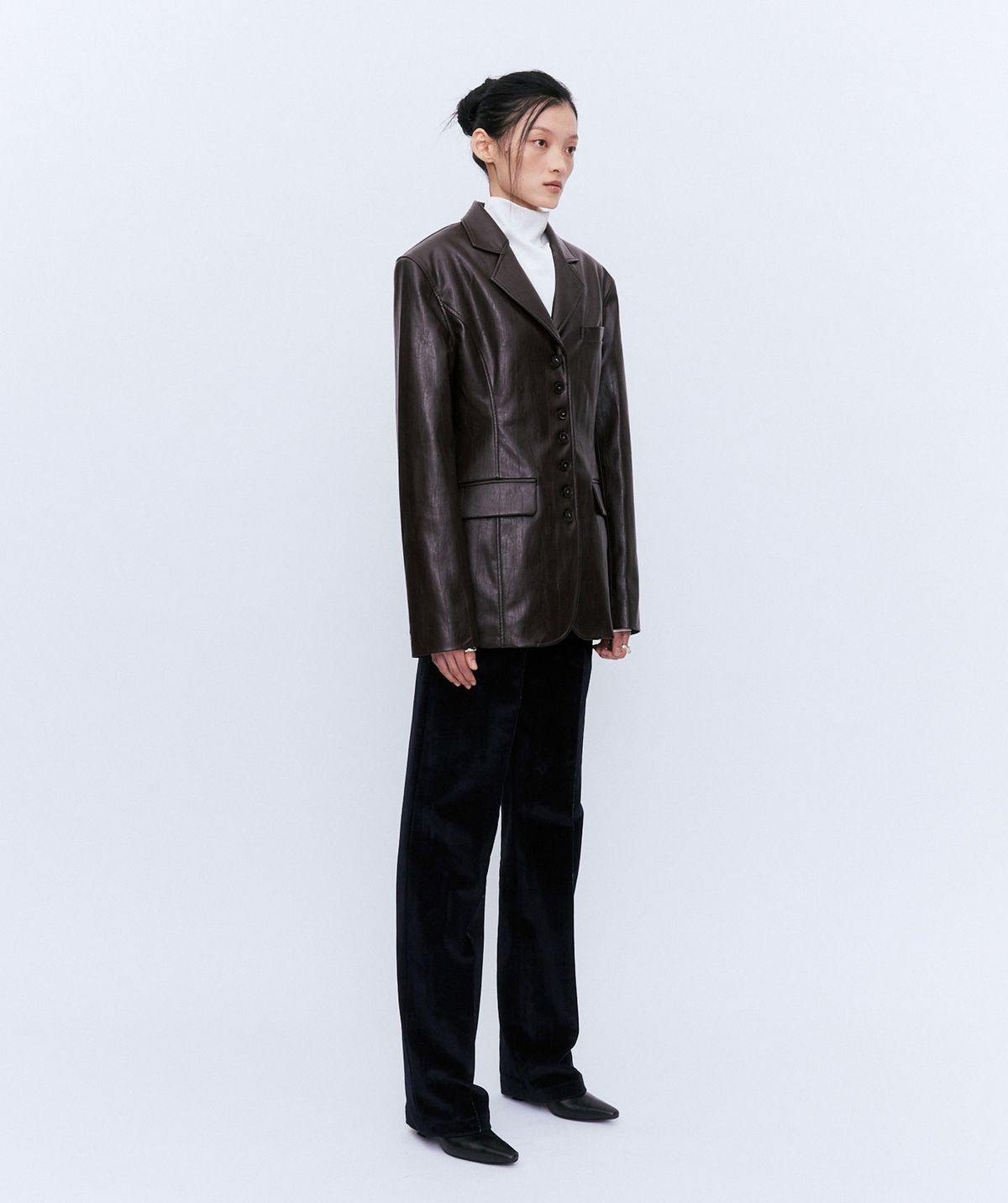 유지(YUJI) BUTTON LEATHER JACKET BROWN