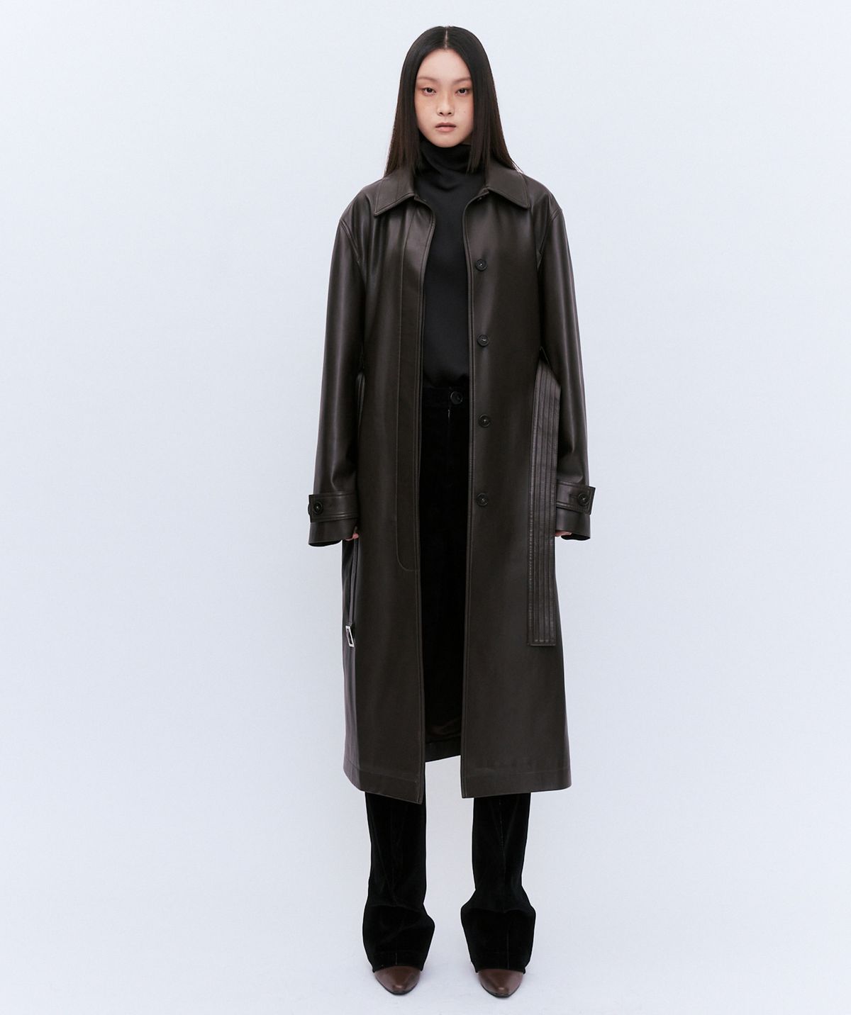 유지(YUJI) RAMSKIN LONG COAT BROWN