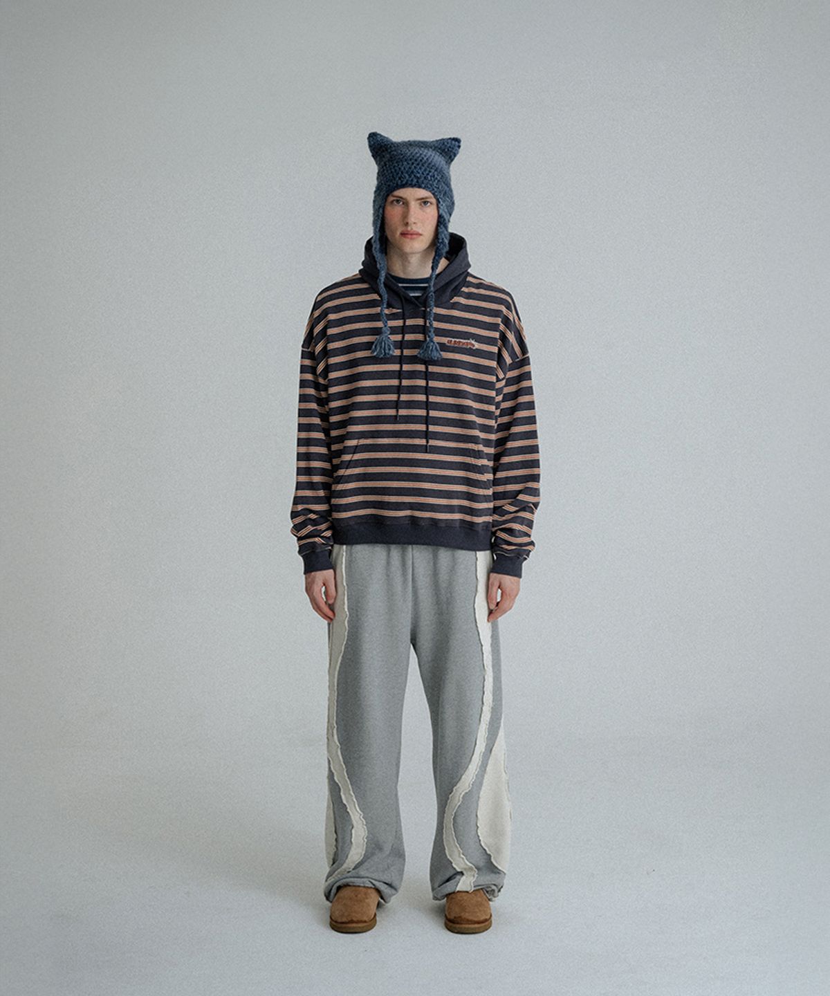 선데이후르츠마켓(SUNDAY FRUIT MARKET) SUNDAY STRIPE HOODIE NAVY