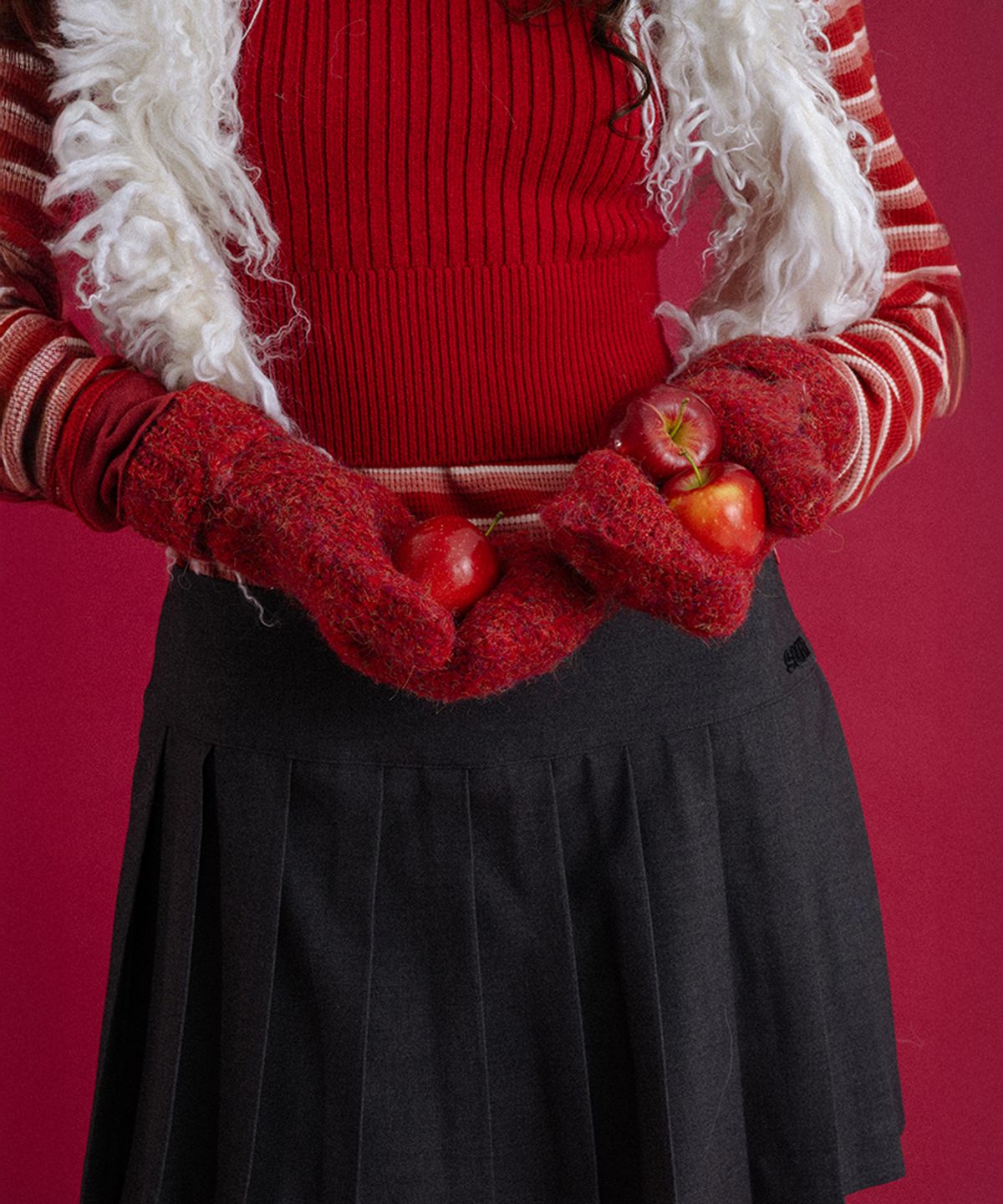 선데이후르츠마켓(SUNDAY FRUIT MARKET) SUN PLEATS SKIRT CHARCOAL