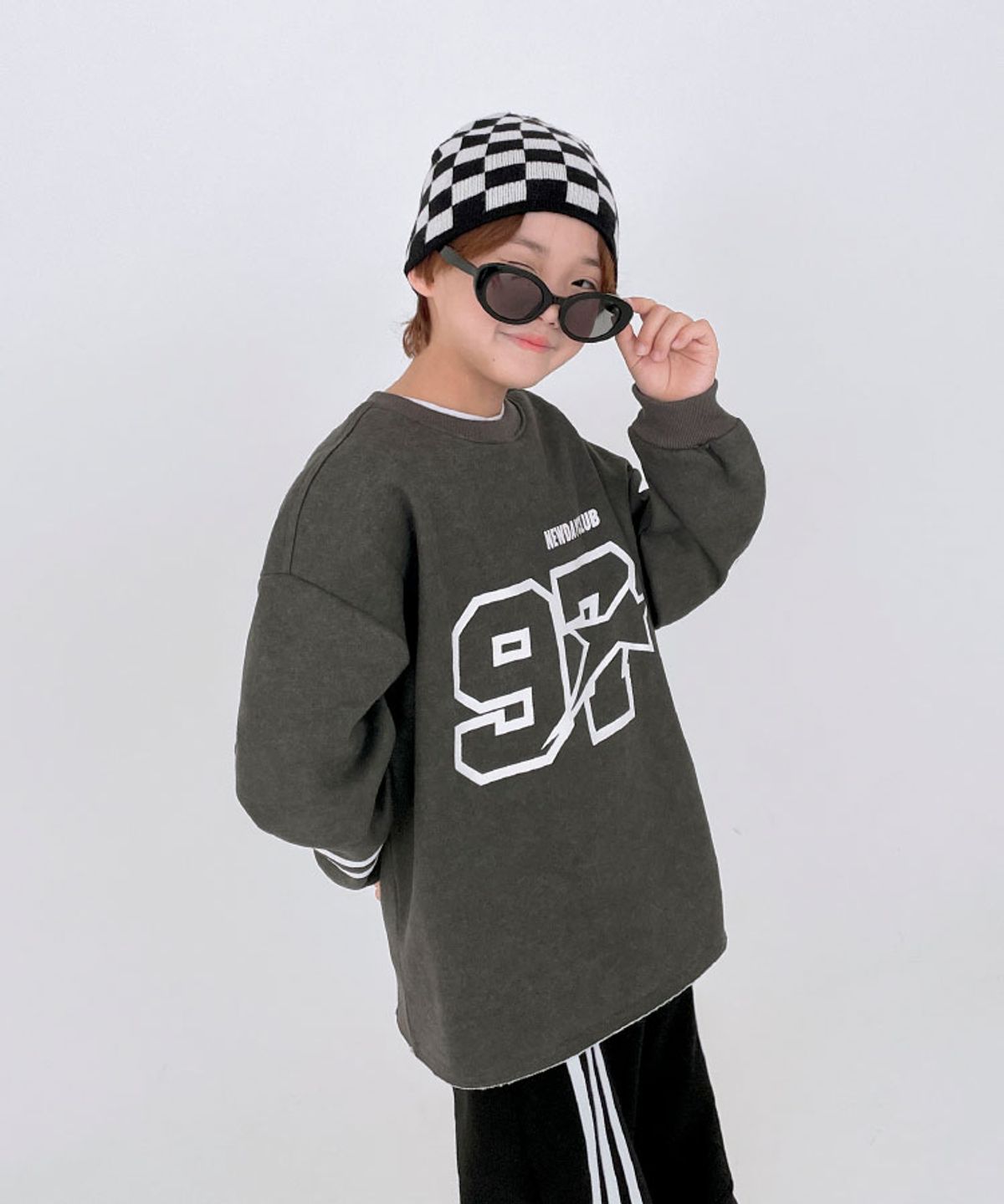 베리클로젯(BERRYCLOSET) [기모] 솔드아웃 스타 맨투맨