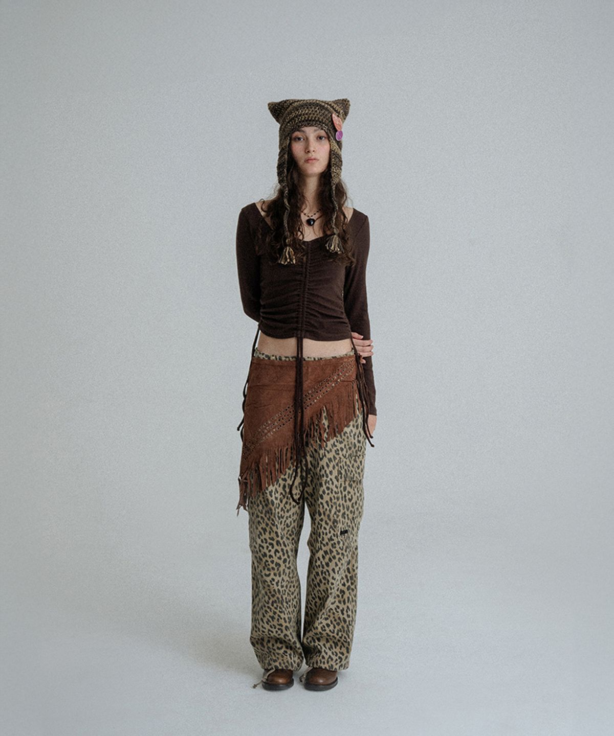 선데이후르츠마켓(SUNDAY FRUIT MARKET) MARKET LEATHER APRON BEIGE