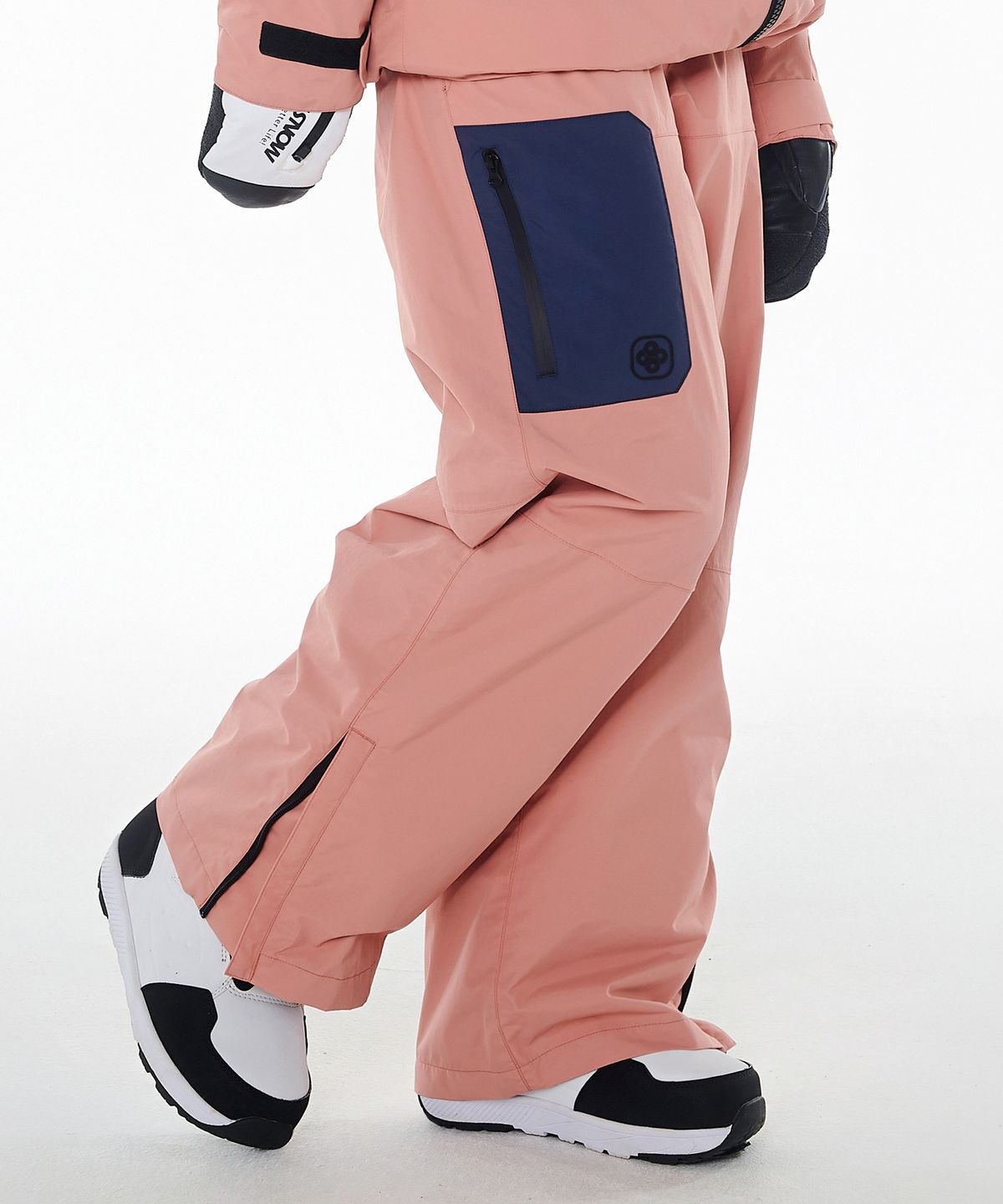돌아우터웨어(DOLL OUTERWEAR) 2425 클라로 보드복 팬츠 핑크 남녀공용