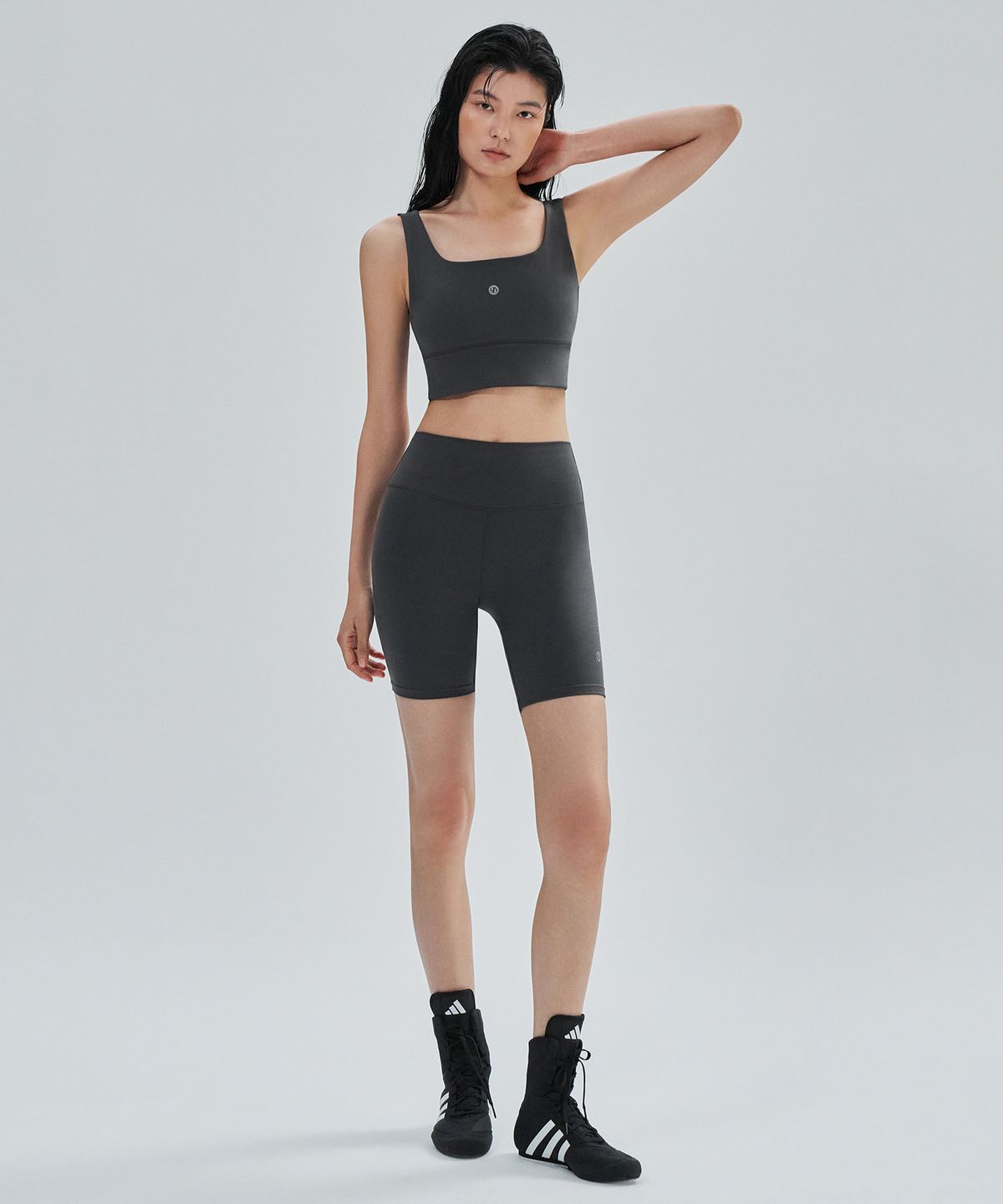 시티브리즈 액티브(CITYBREEZE ACTIVE) 액티브 에어리 하프 레깅스_CHARCOAL