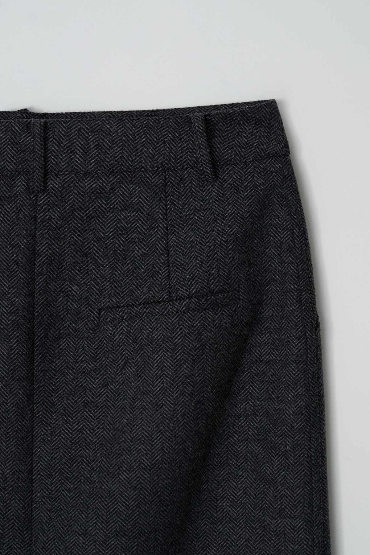더페니(THE PENNY) WOOL HERRINGBONE LONG SKIRT - Charcoal